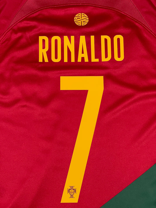 Portugal 2022/23 Cristiano Ronaldo #7 Home Shirt - L