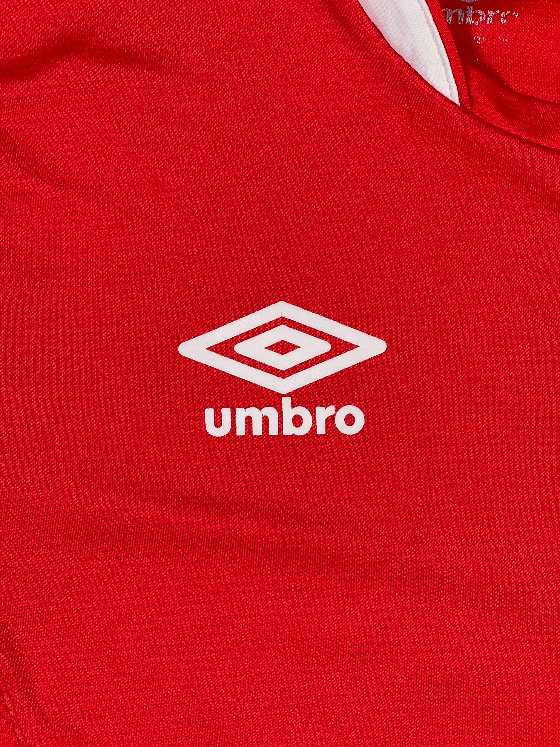 Slavia Praha 2016/17 Home Fan Shirt - L