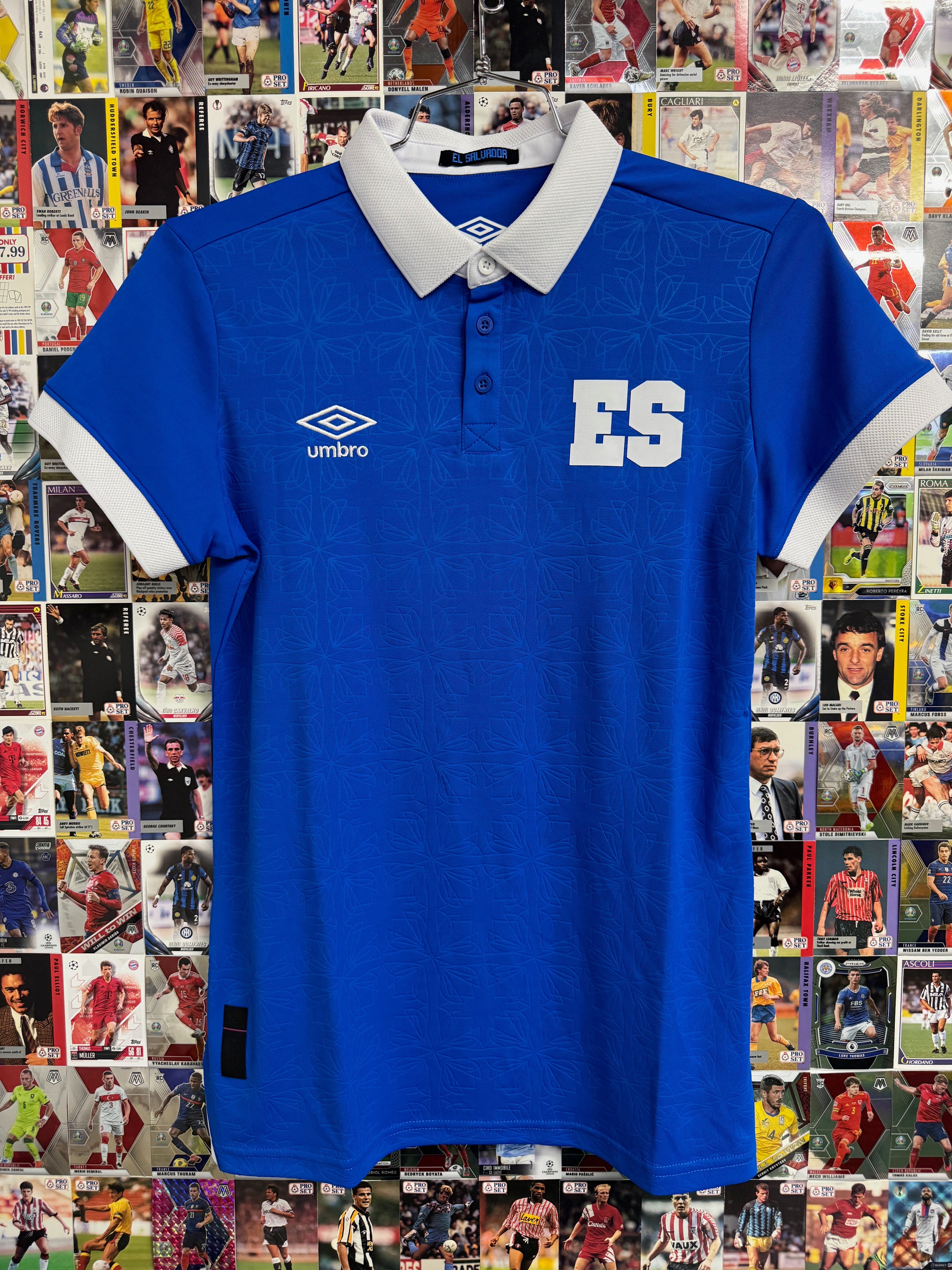 El Salvador 2025/26 Home Shirt - Women's L | Retro Screamers