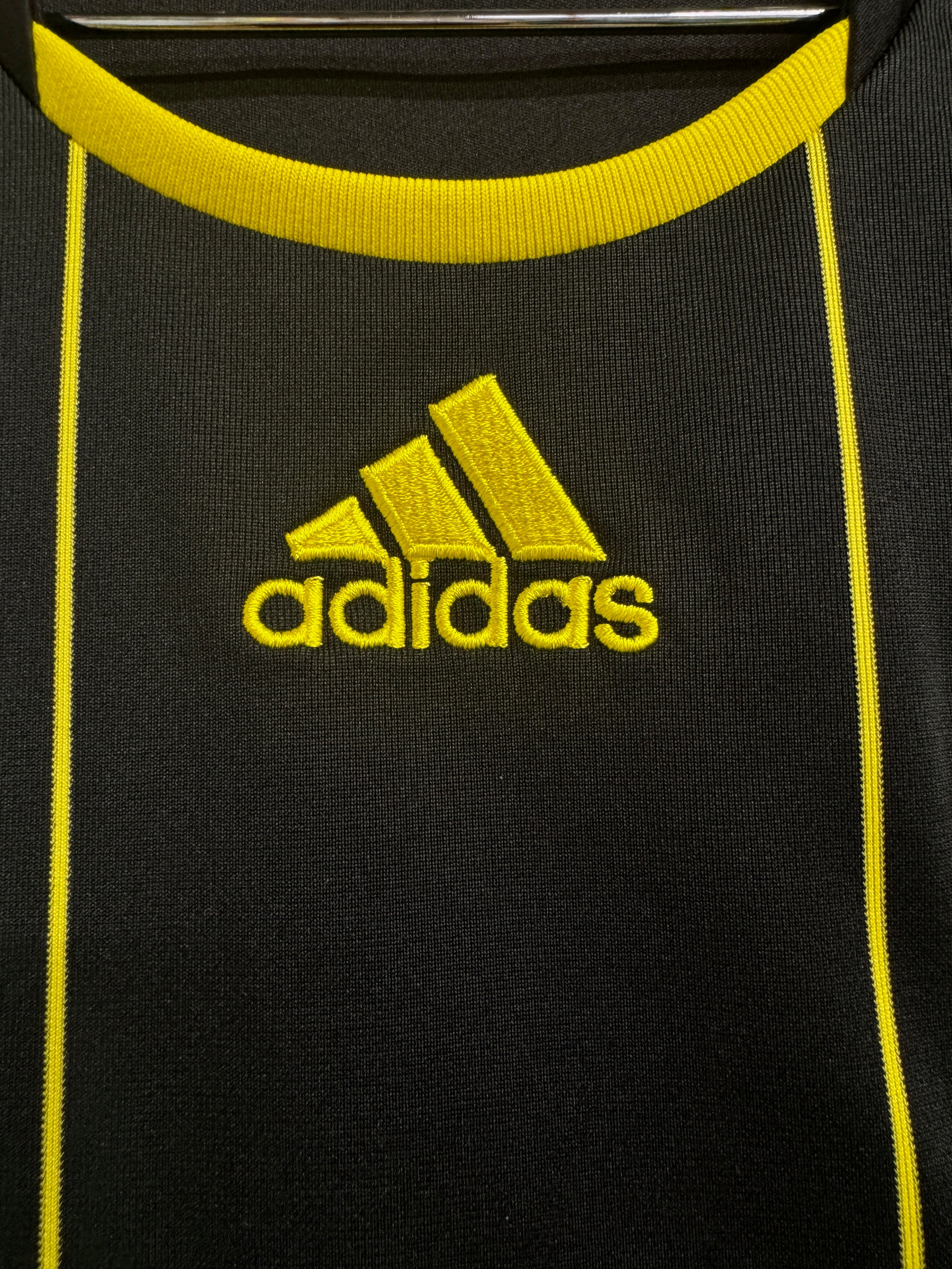 Columbus Crew 2010/12 Away Shirt | Retro Screamers