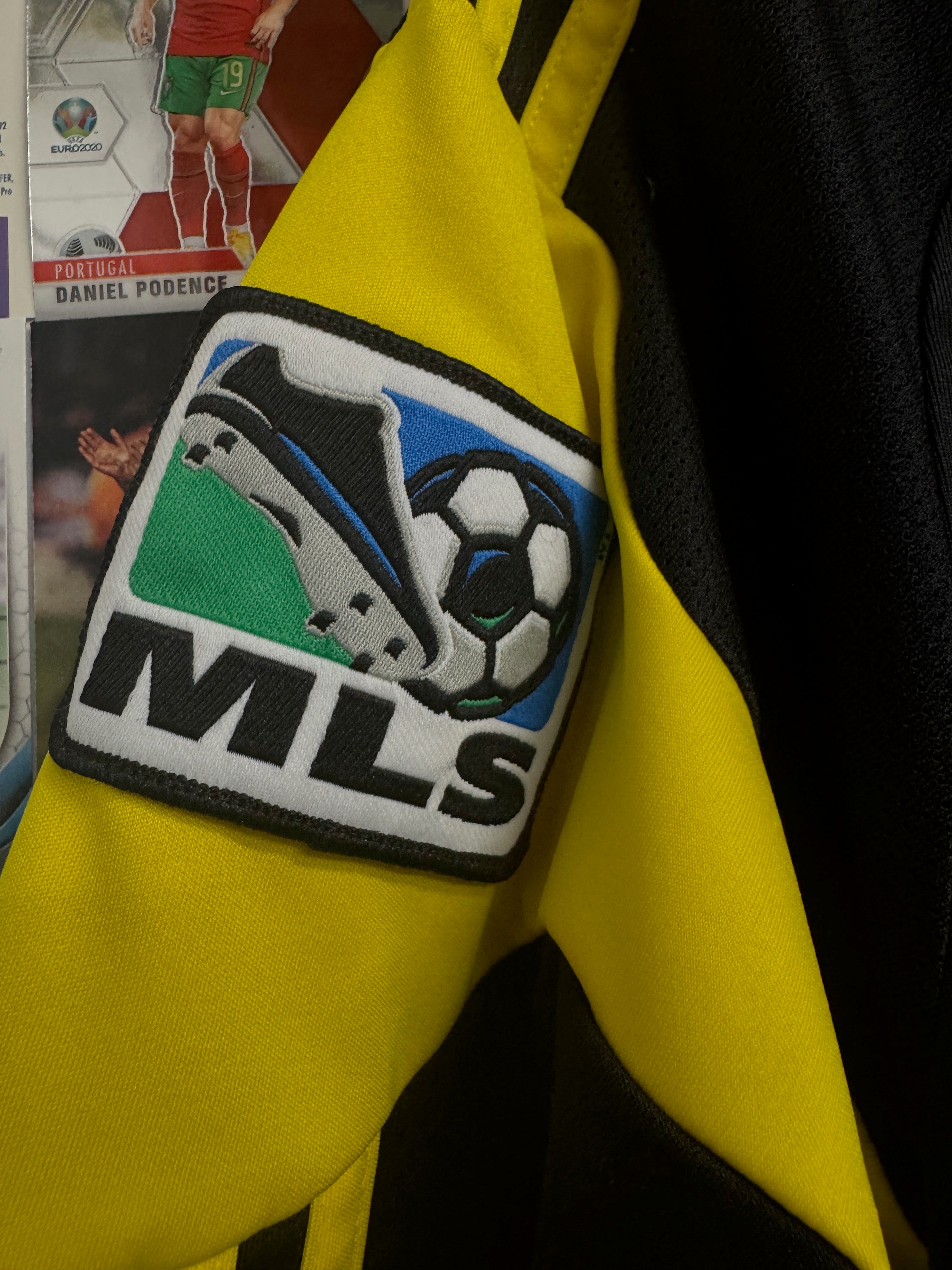 Columbus Crew 2010/12 Away Shirt | Retro Screamers