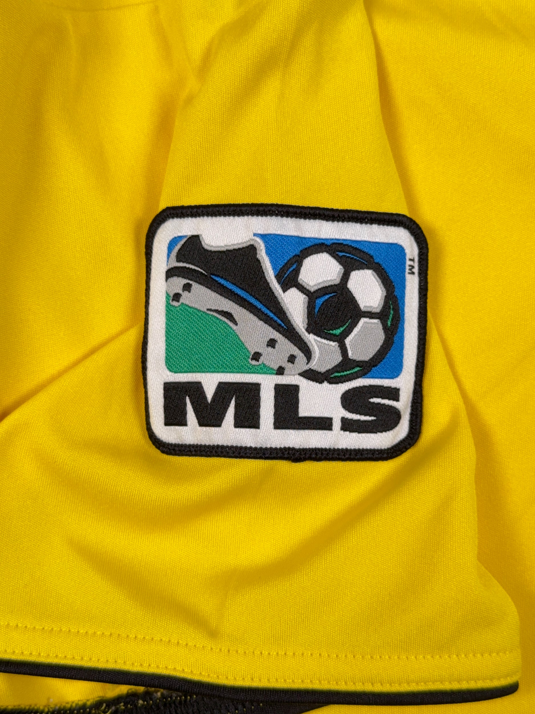 Columbus Crew 2010/12 Tony Tchani #6 Home Shirt - L