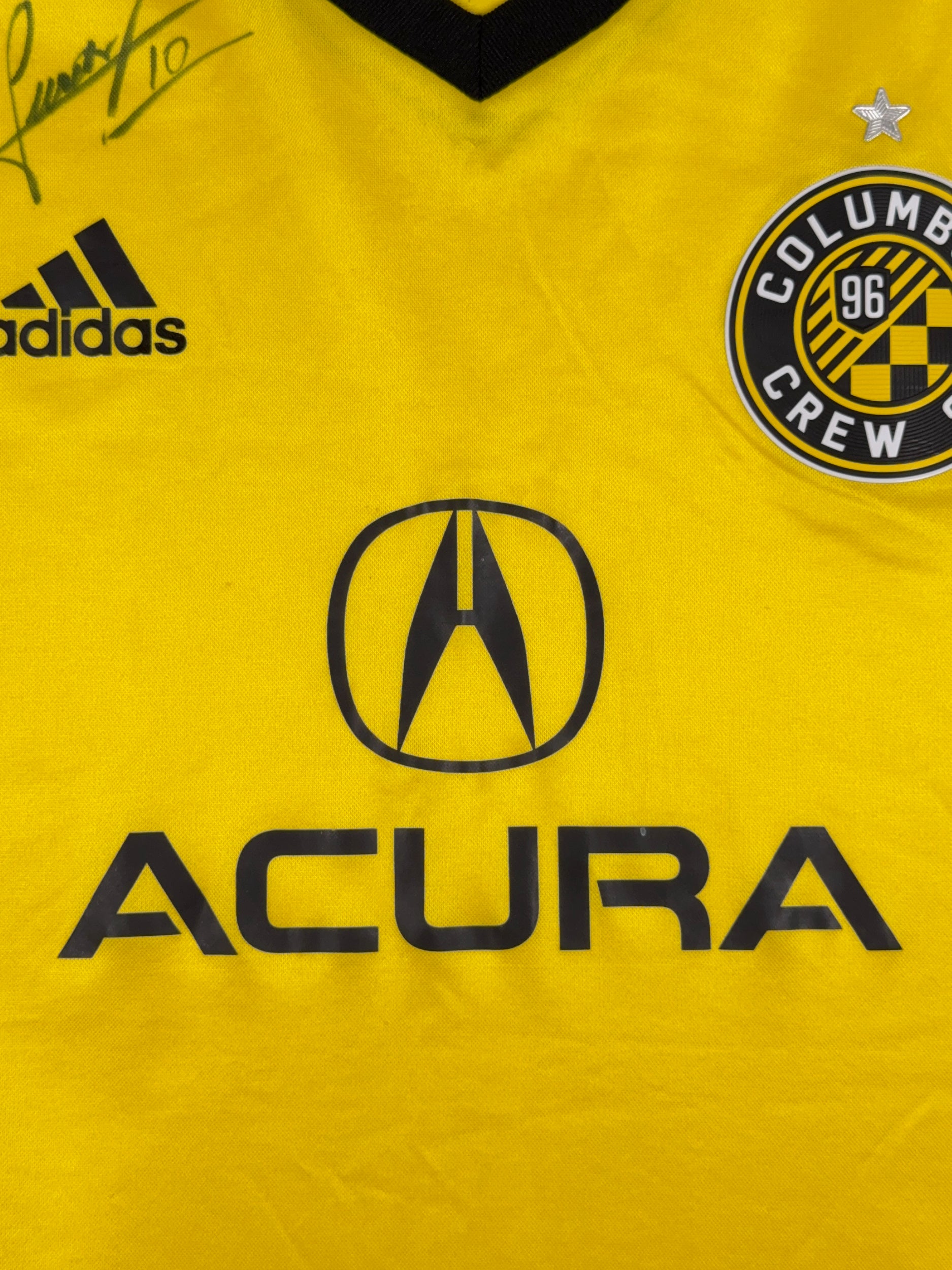 Columbus Crew 2017/19 Lucas Zelarayan #10 Signed Home Shirt - L