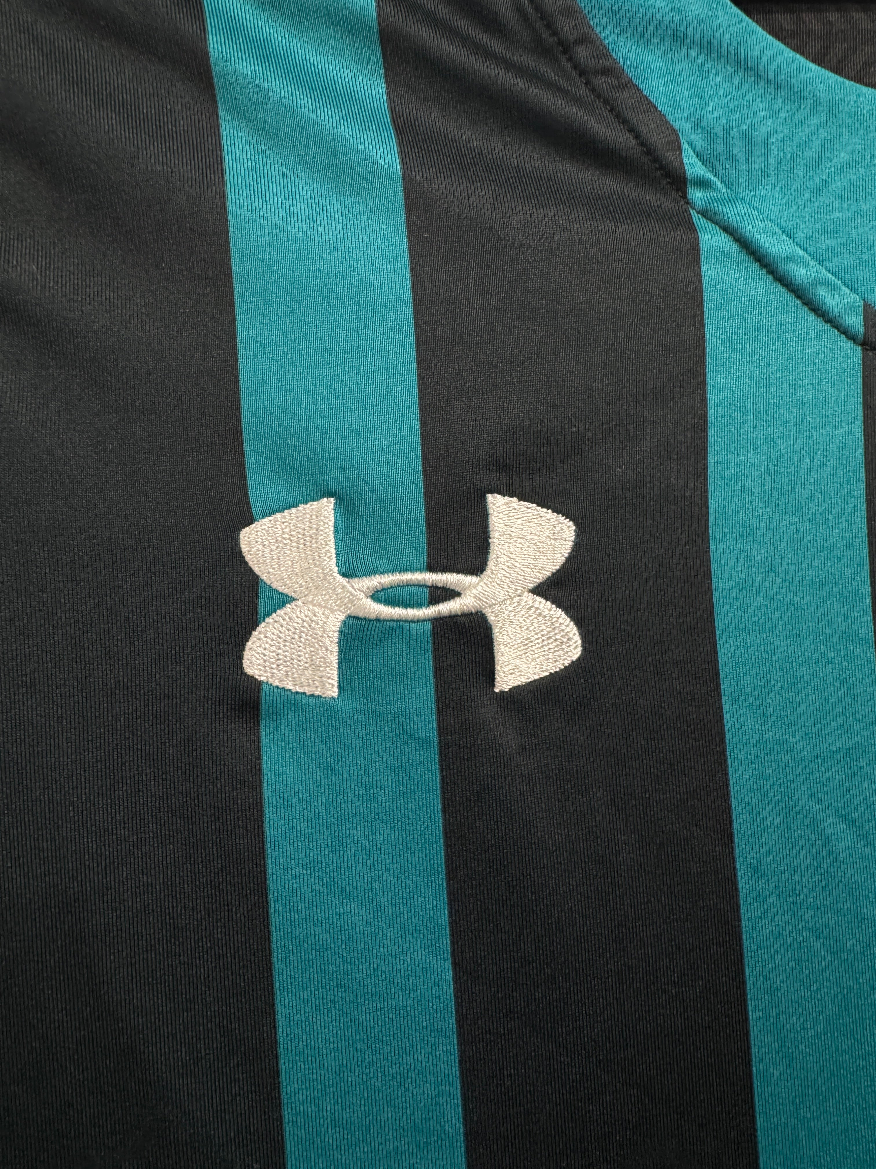 Southampton 2017 Away Shirt - M