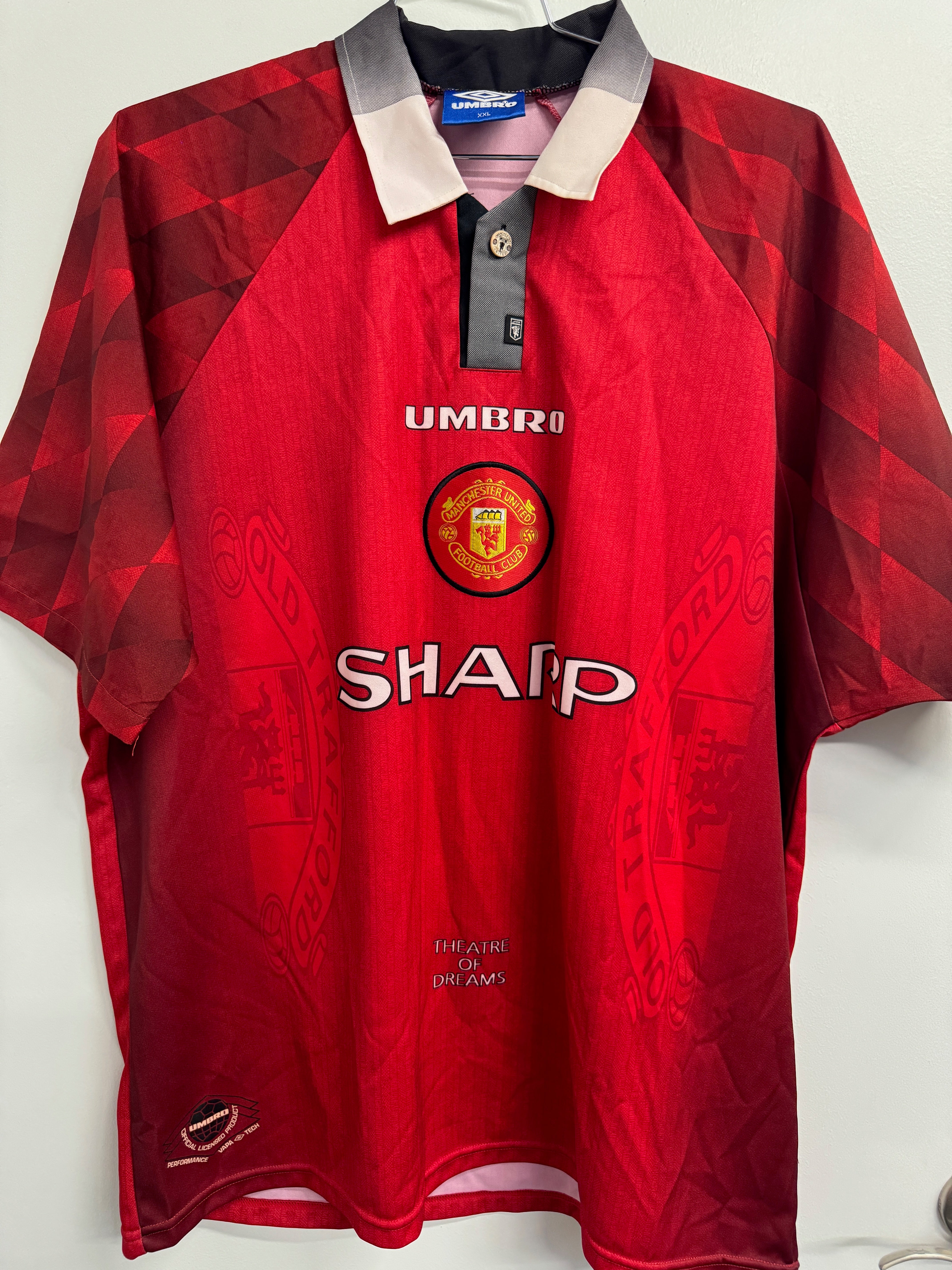 Manchester United 1996/97 Home Shirt | Retro Screamers