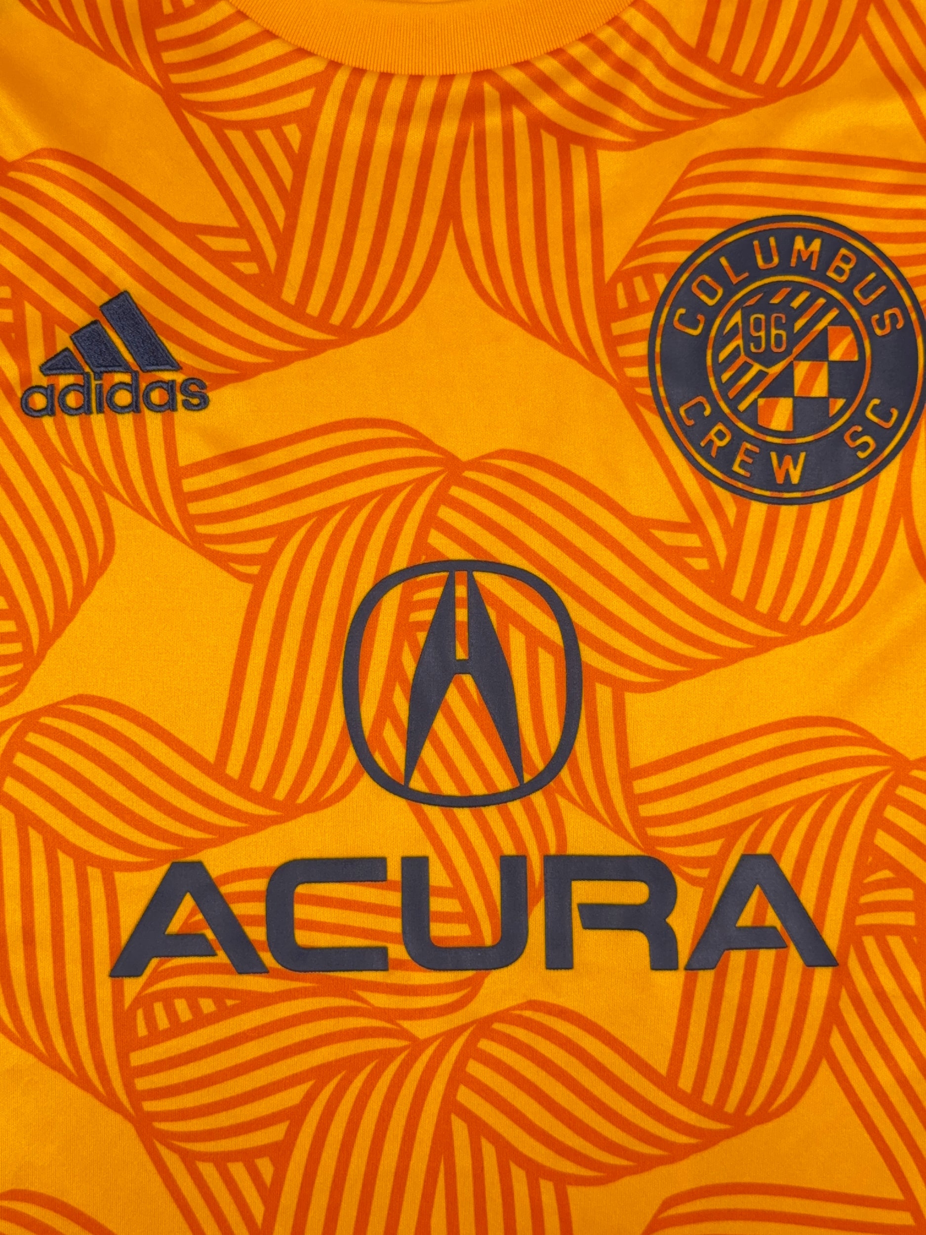 Columbus Crew 2019/20 Pre-Match Kick Cancer Shirt - M