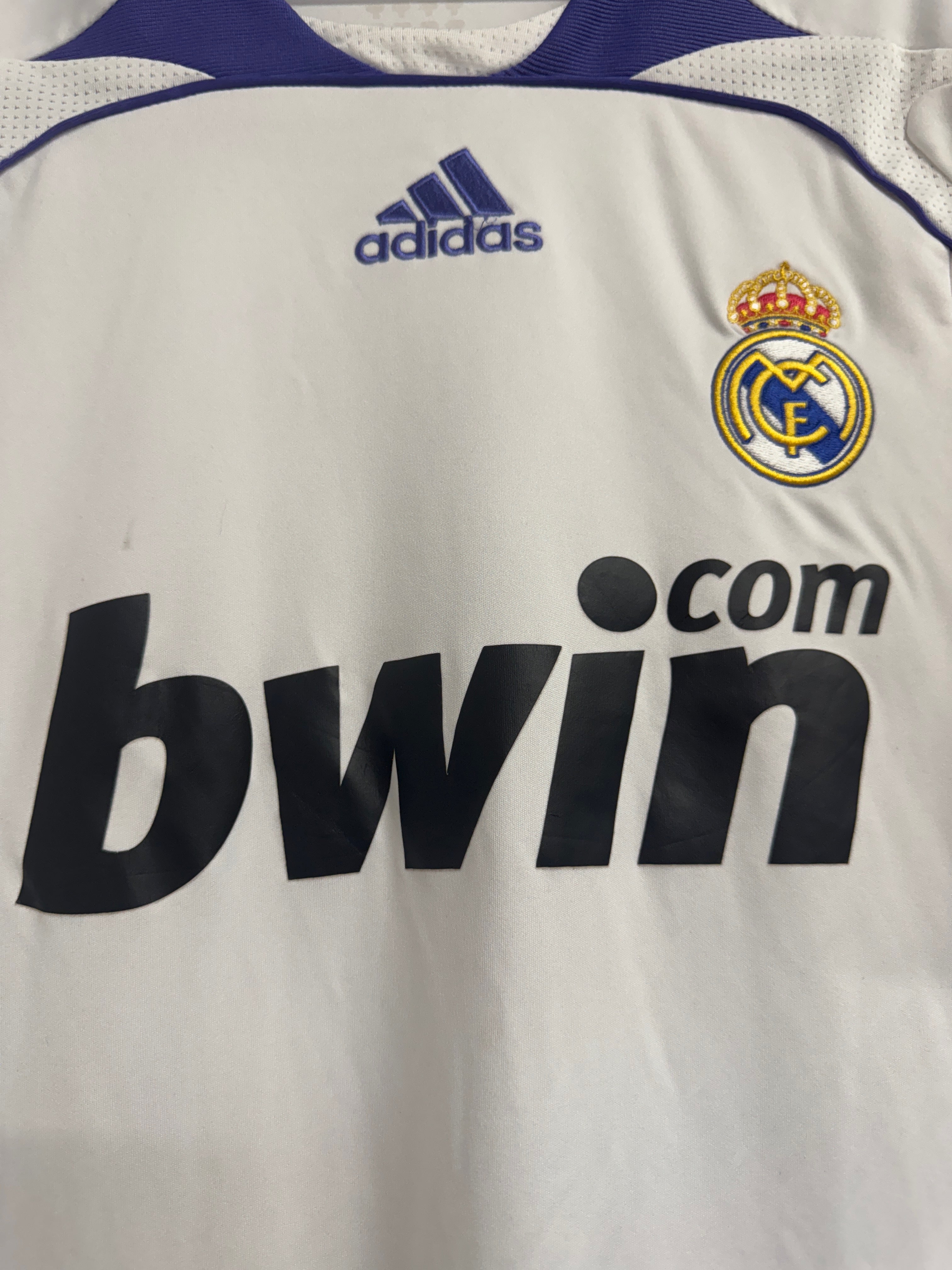Real Madrid 2007/08 Christoph Metzelder #21 Home Shirt | Retro Screamers