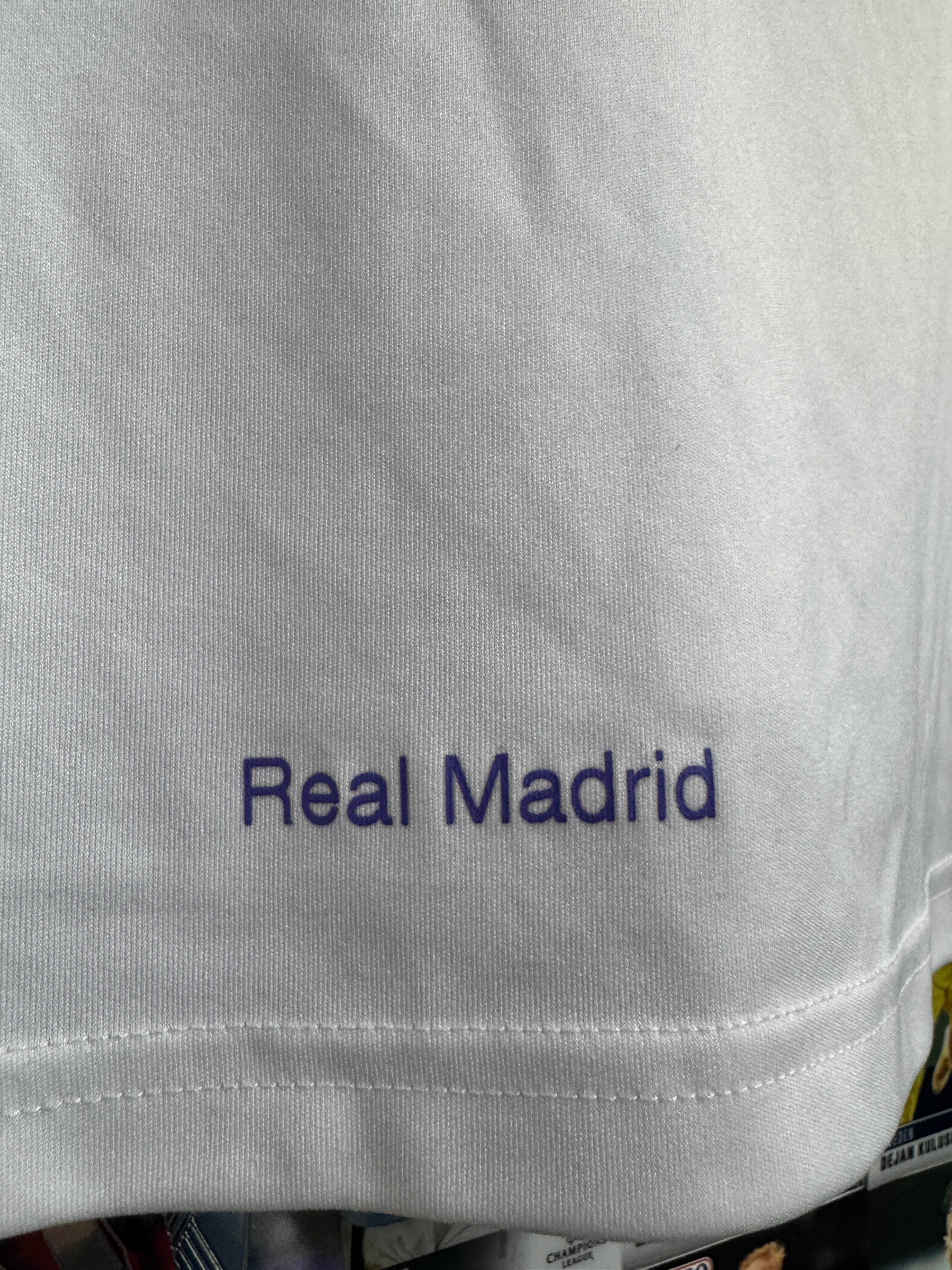 Real Madrid 2007/08 Christoph Metzelder #21 Home Shirt | Retro Screamers