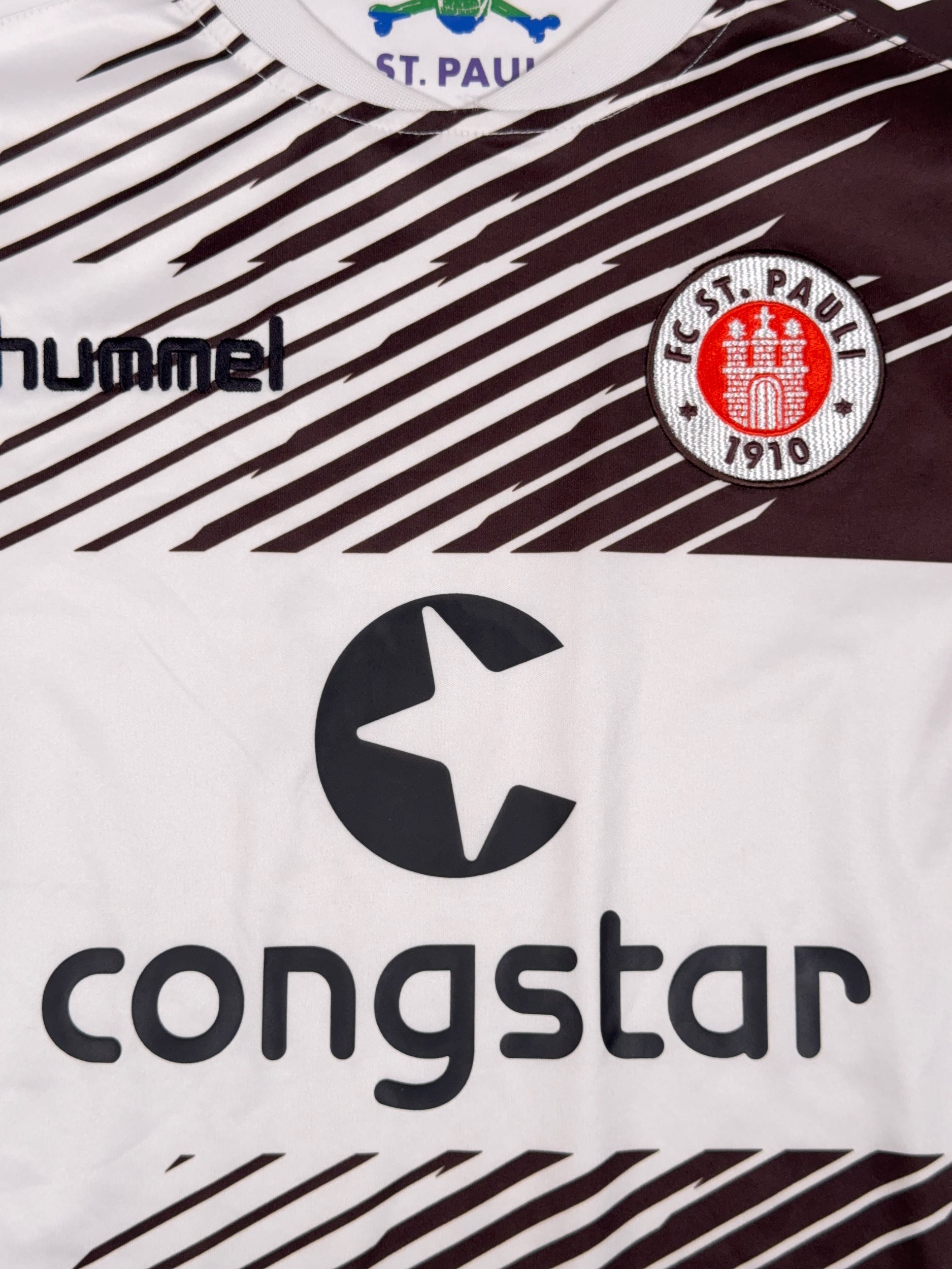 St. Pauli 2015/16 Away Shirt - S