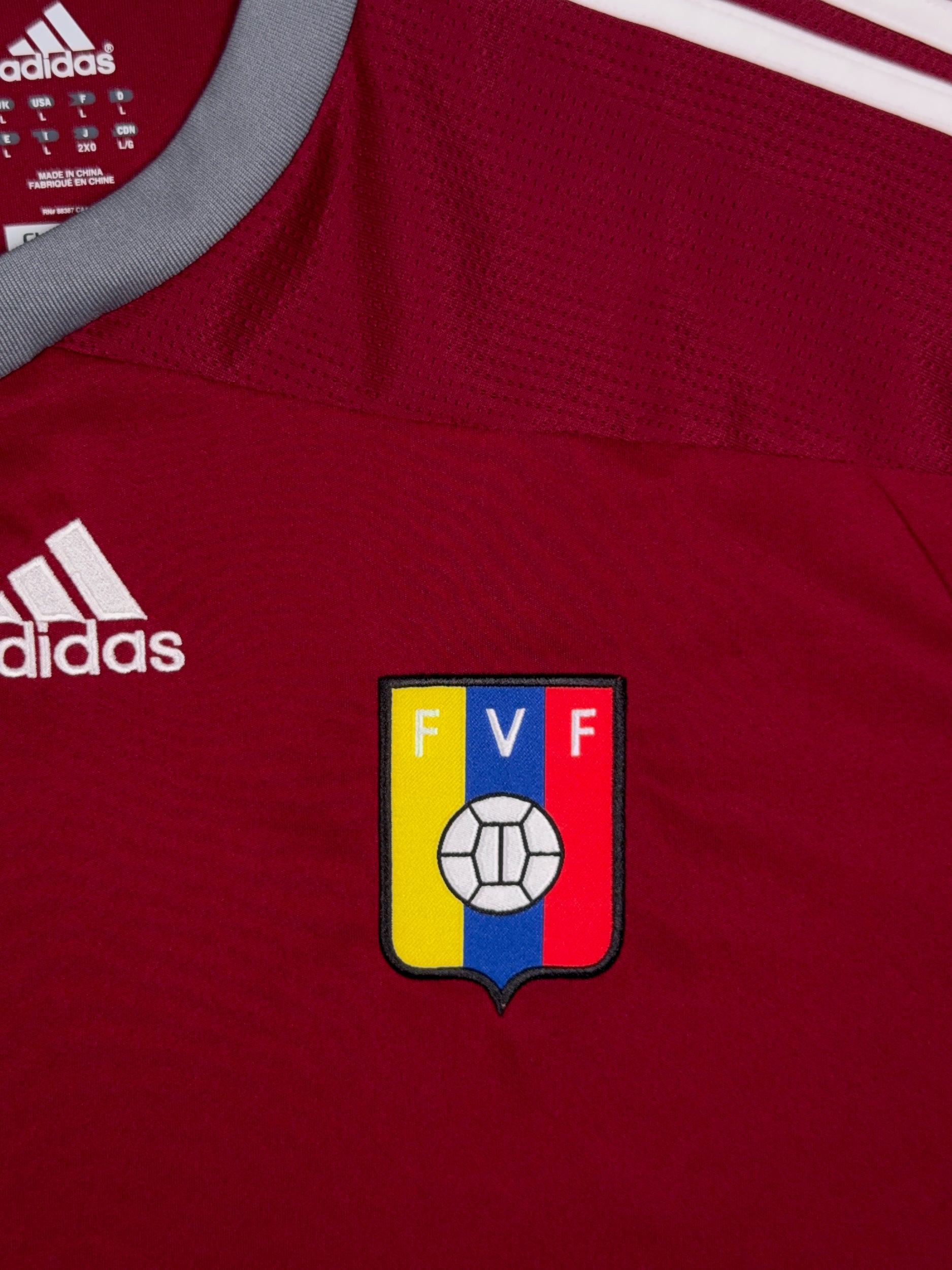 Venezuela 2011/14 Home Shirt - L