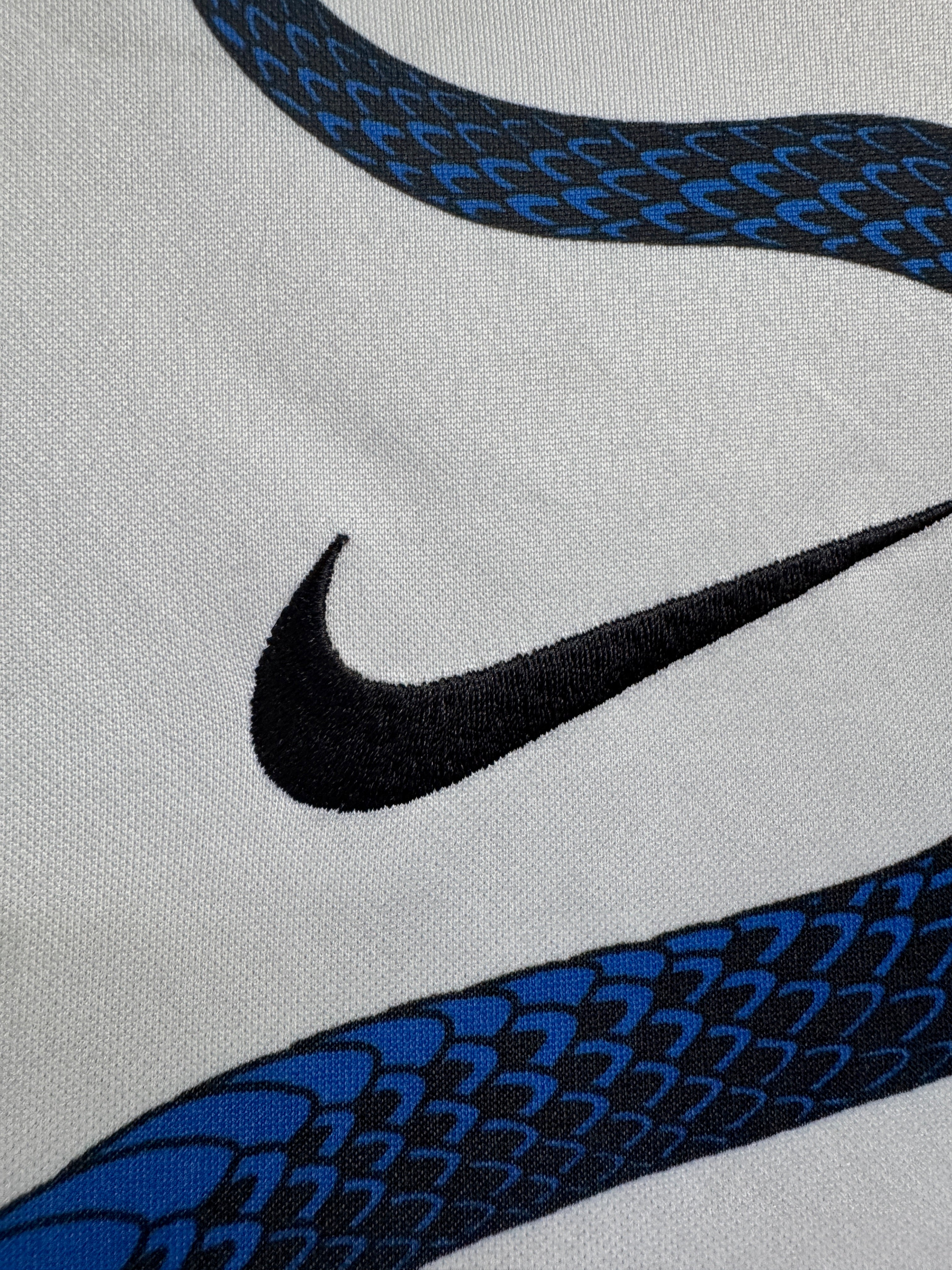 Inter Milan 2021 Away Shirt - M