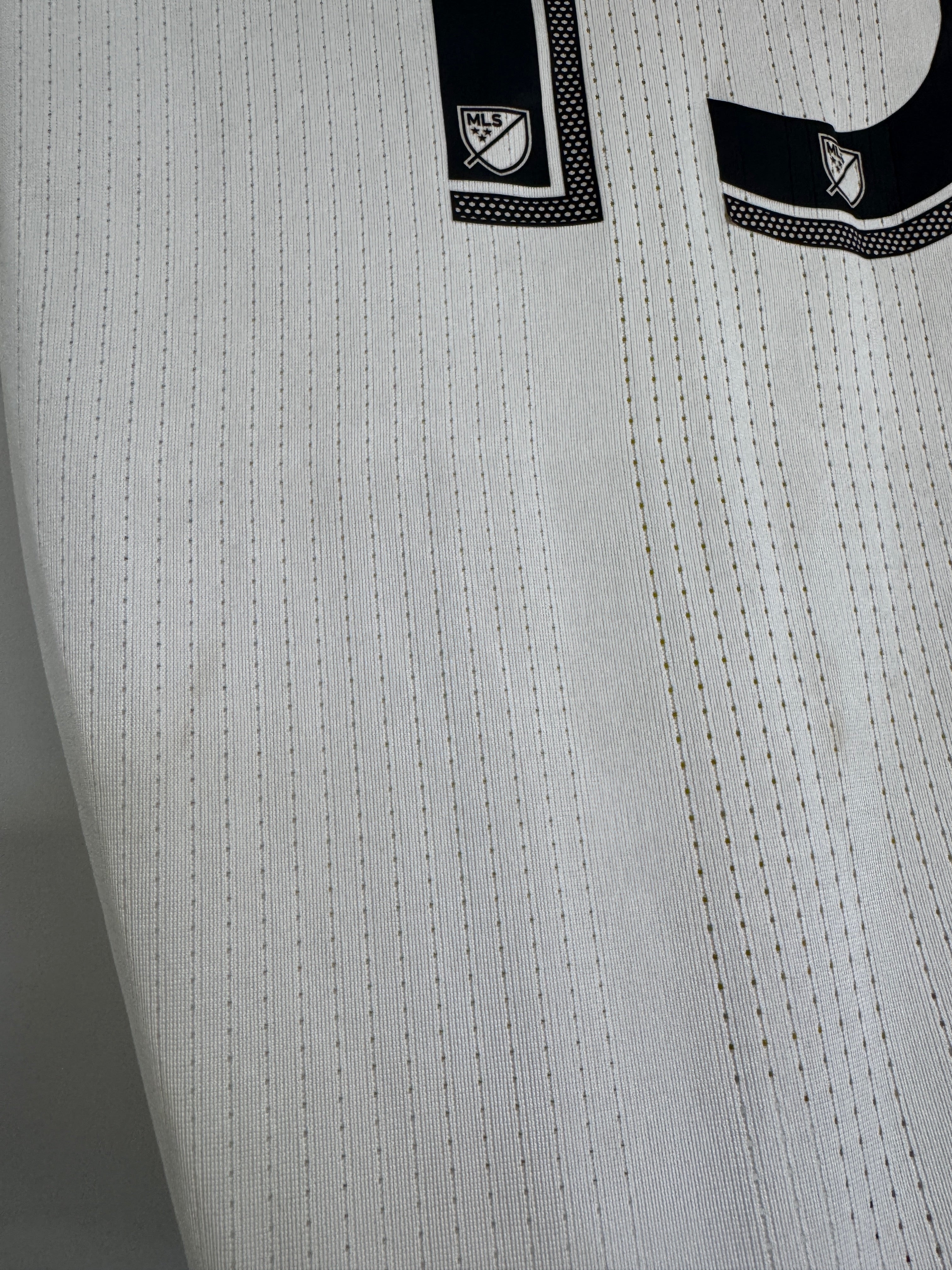 Columbus Crew 2016/17 #15 Away Shirt | Retro Screamers
