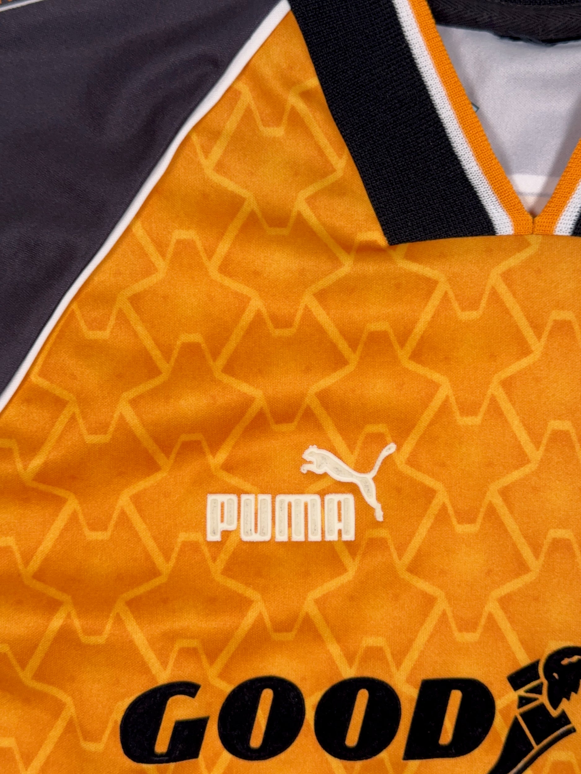 Wolves 1996/98 Home Shirt - M