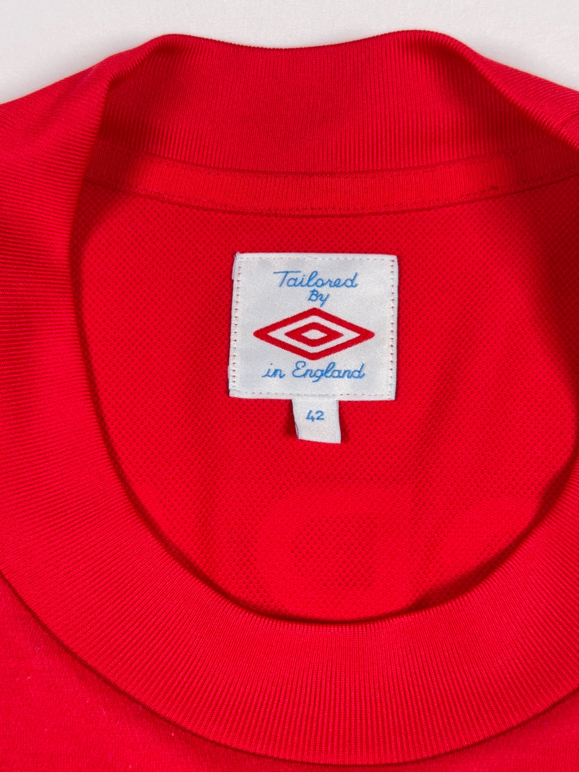 England 2010/12 Steven Gerrard #4 Away Shirt - L