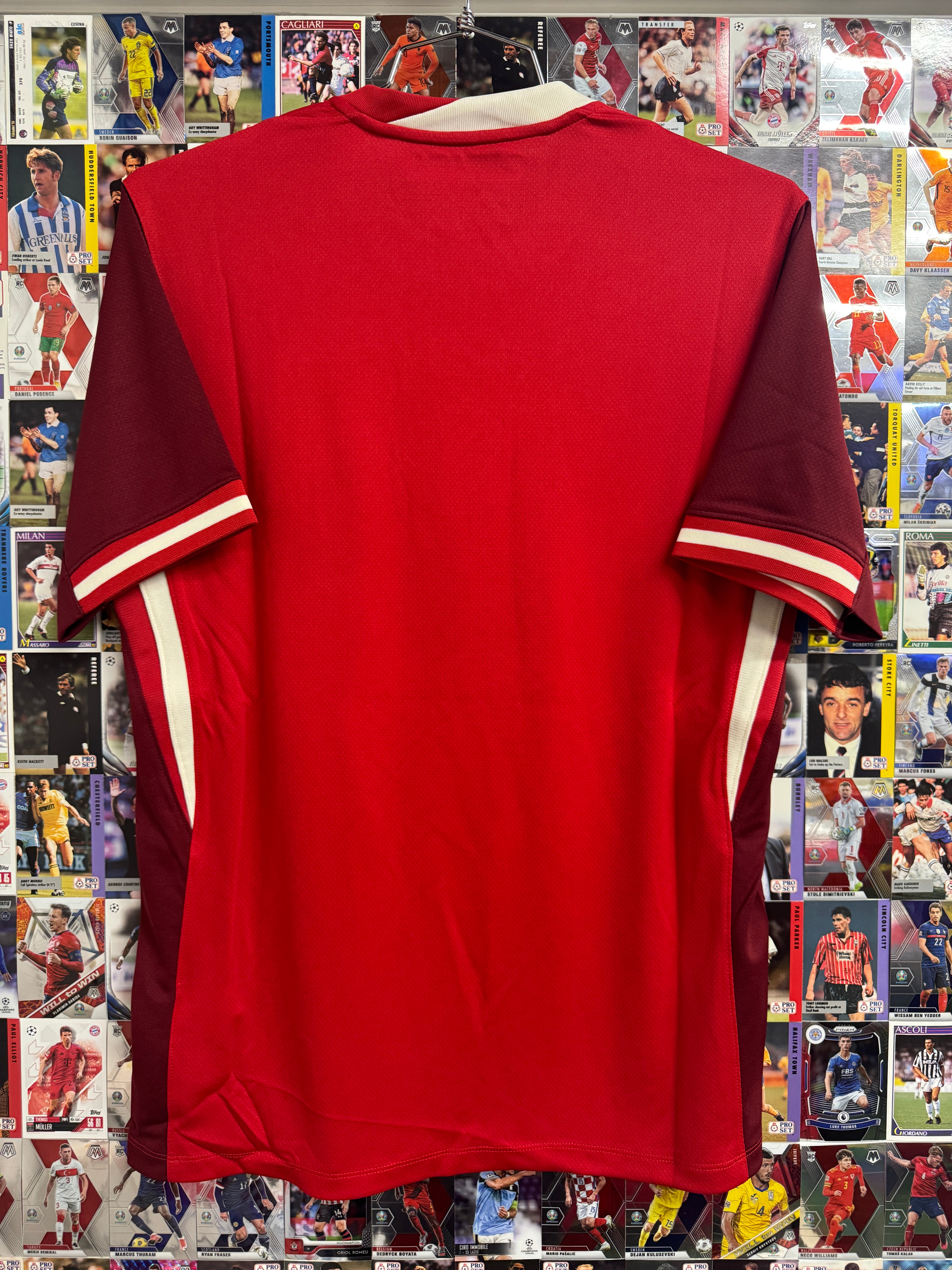 Canada 2024/25 Home Shirt | Retro Screamers