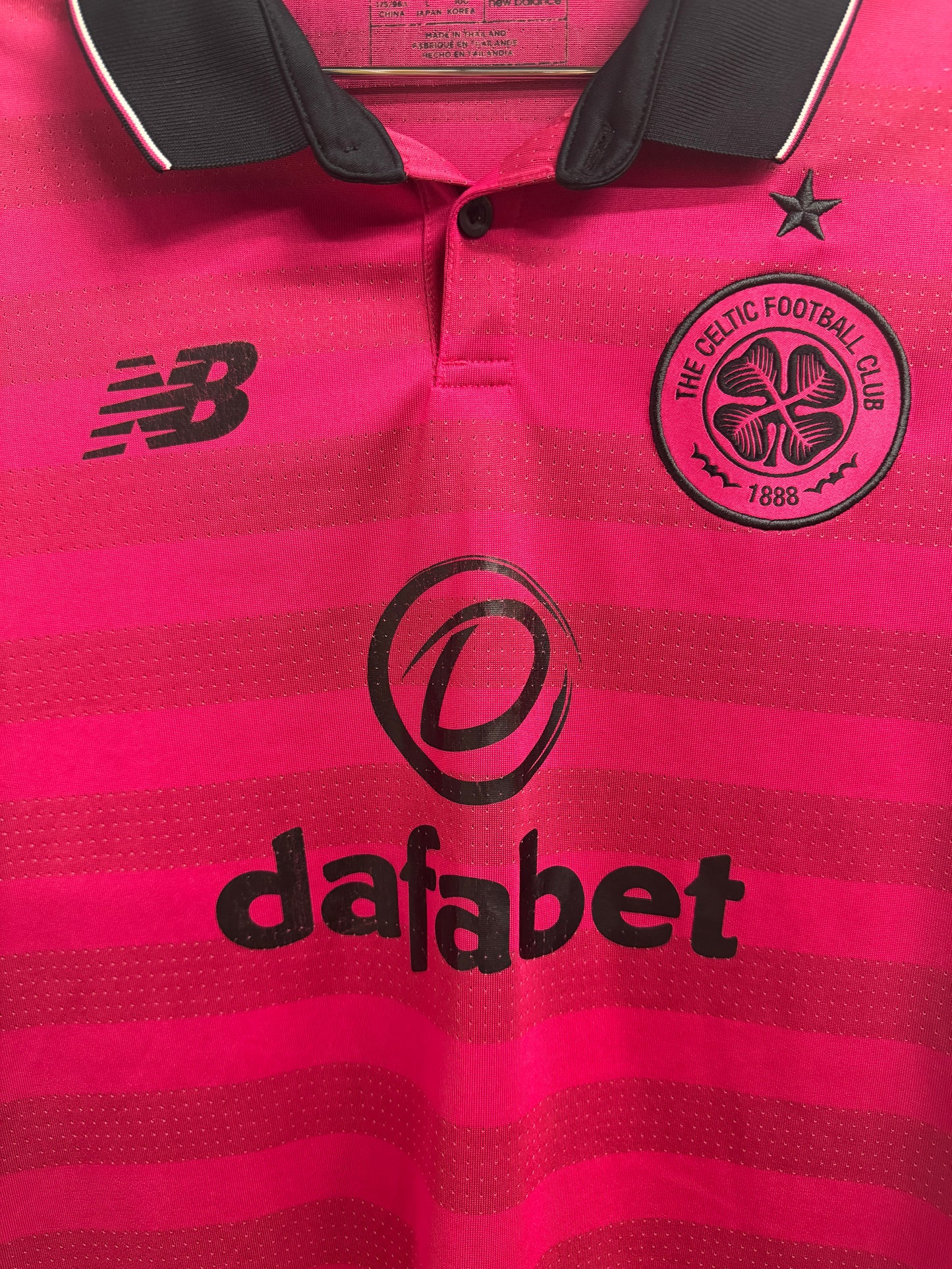 Celtic 2016 Away Shirt - M