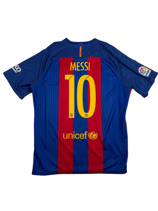 Barcelona 2016/17 Lionel Messi #10 Home Shirt - XL