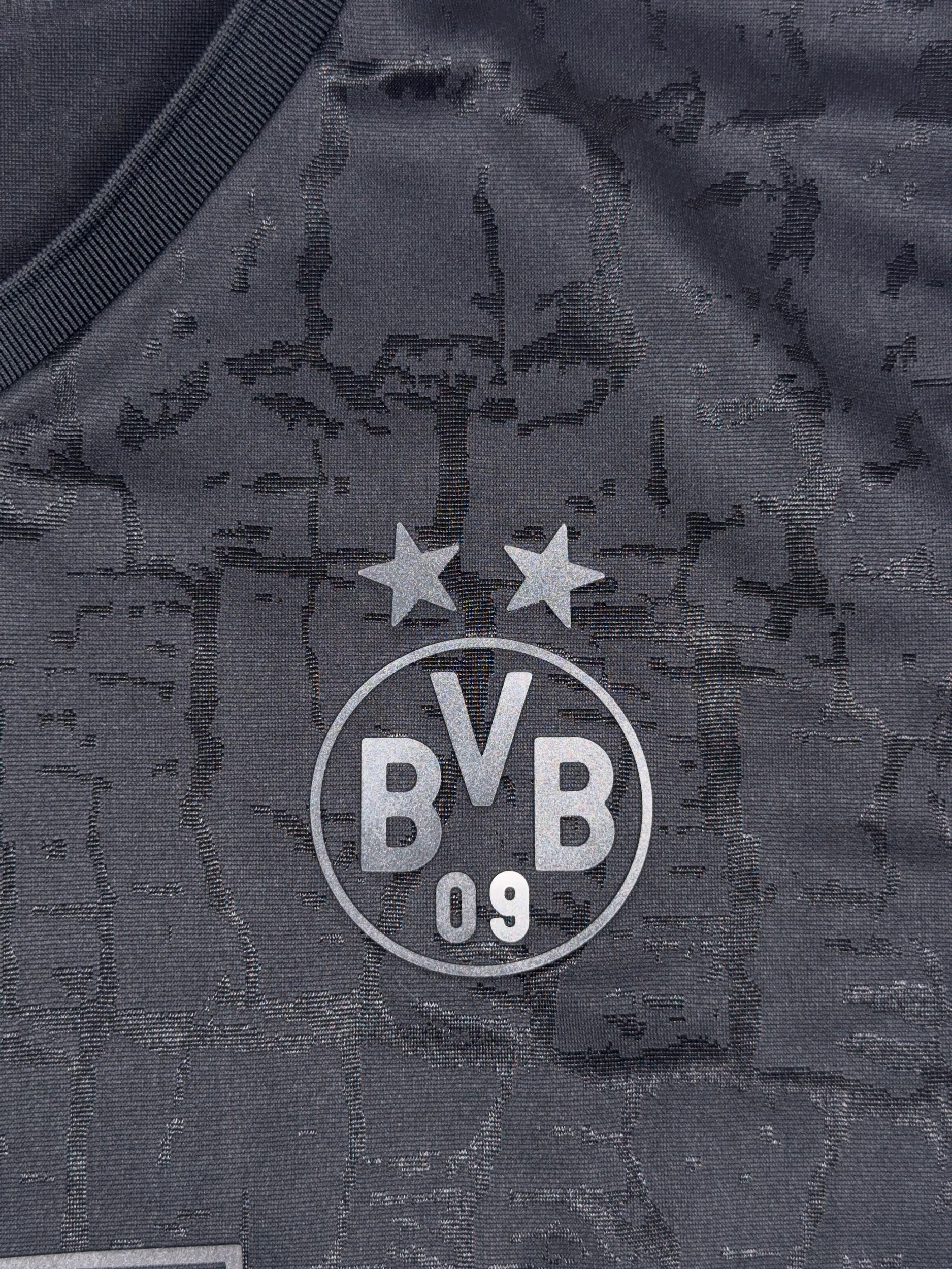 Dortmund 2022/23 Marcos Reus #11 Blackout Shirt - L
