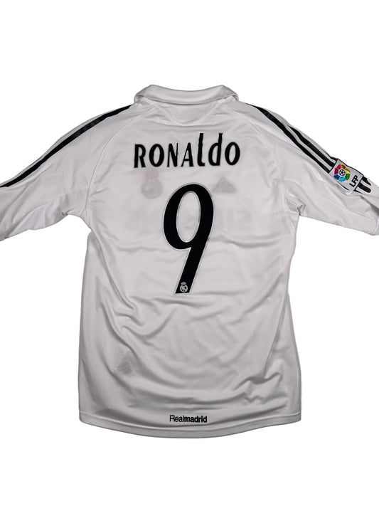 Real Madrid 2005/06 Ronaldo #9 Home Shirt - S