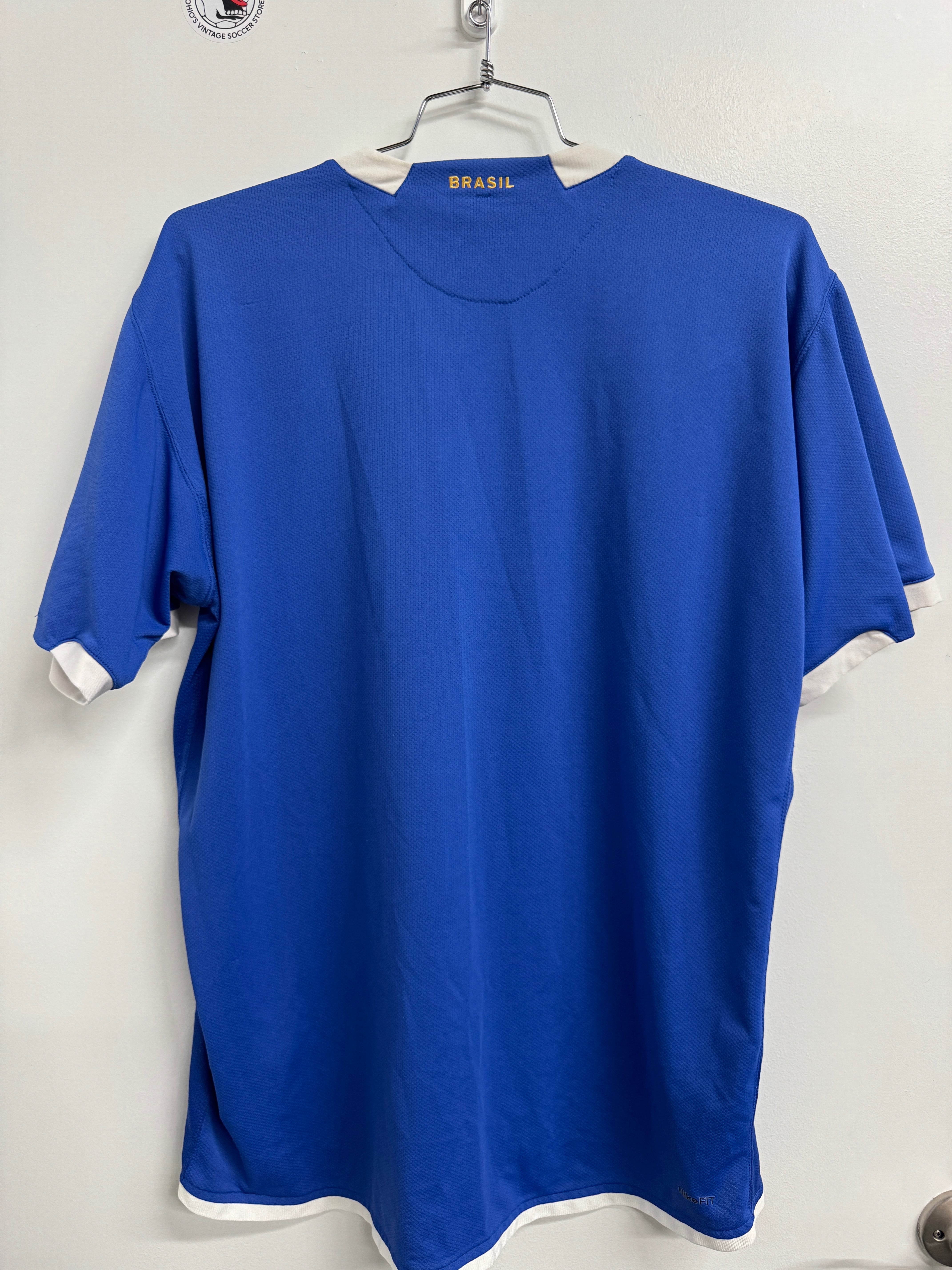 Brazil 2006/07 Ronaldinho #10 Away Shirt | Retro Screamers