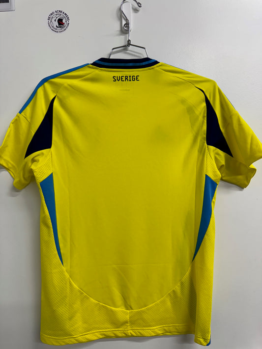 Sweden 2024 Gyokeres #17 Home Shirt - M