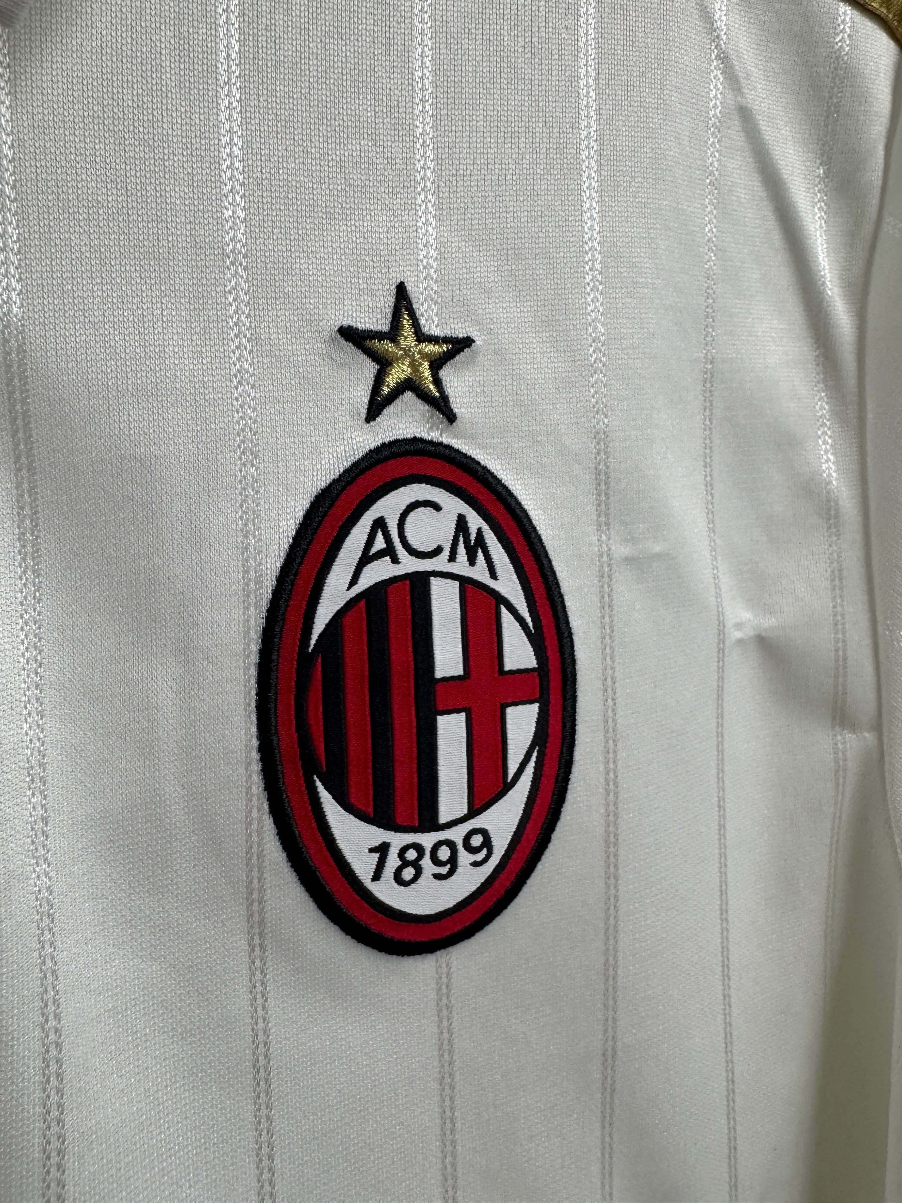 AC Milan 2016 Away Shirt - L