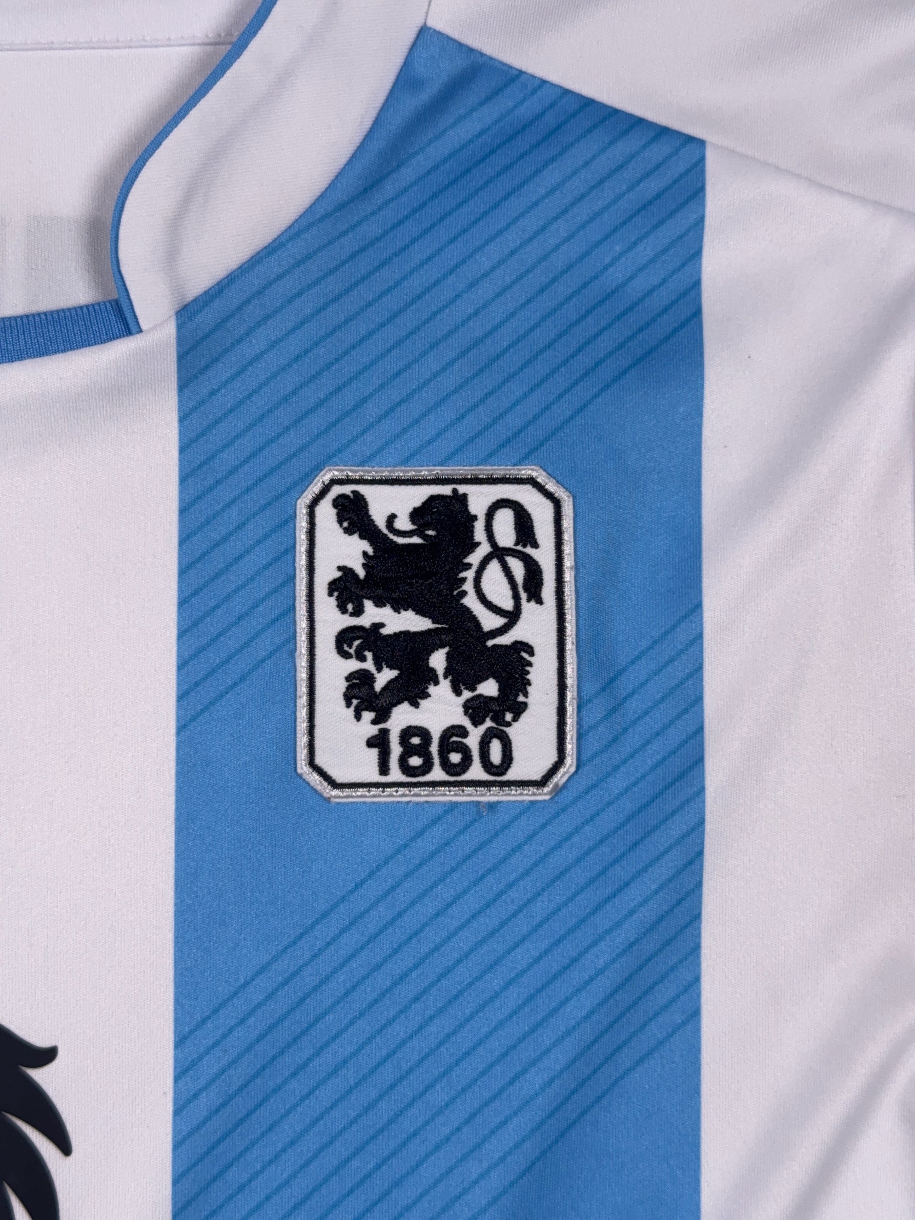 1860 Munchen 2019/20 Home Shirt - M
