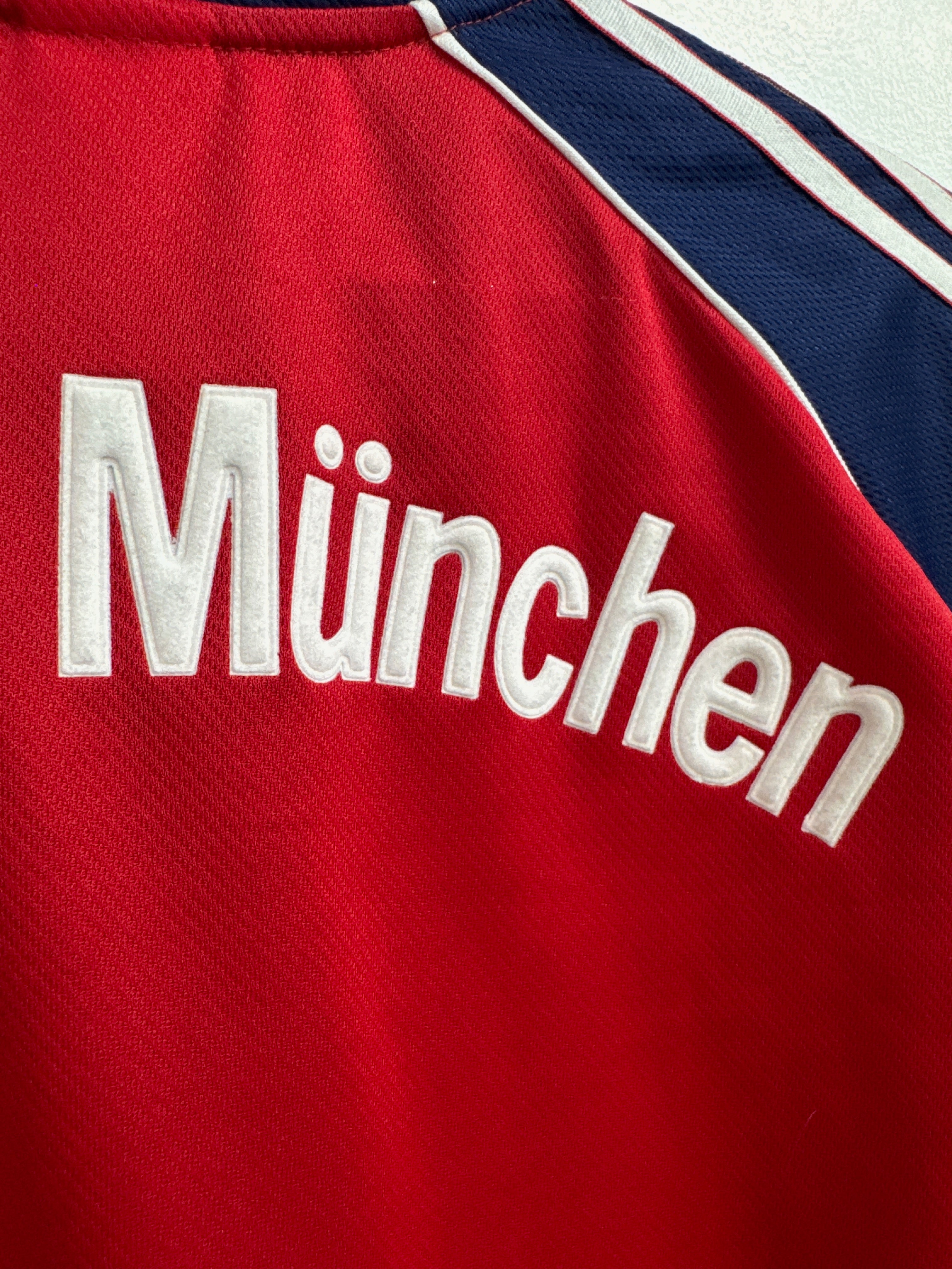 Bayern Munich 1999/00 Home Shirt | Retro Screamers
