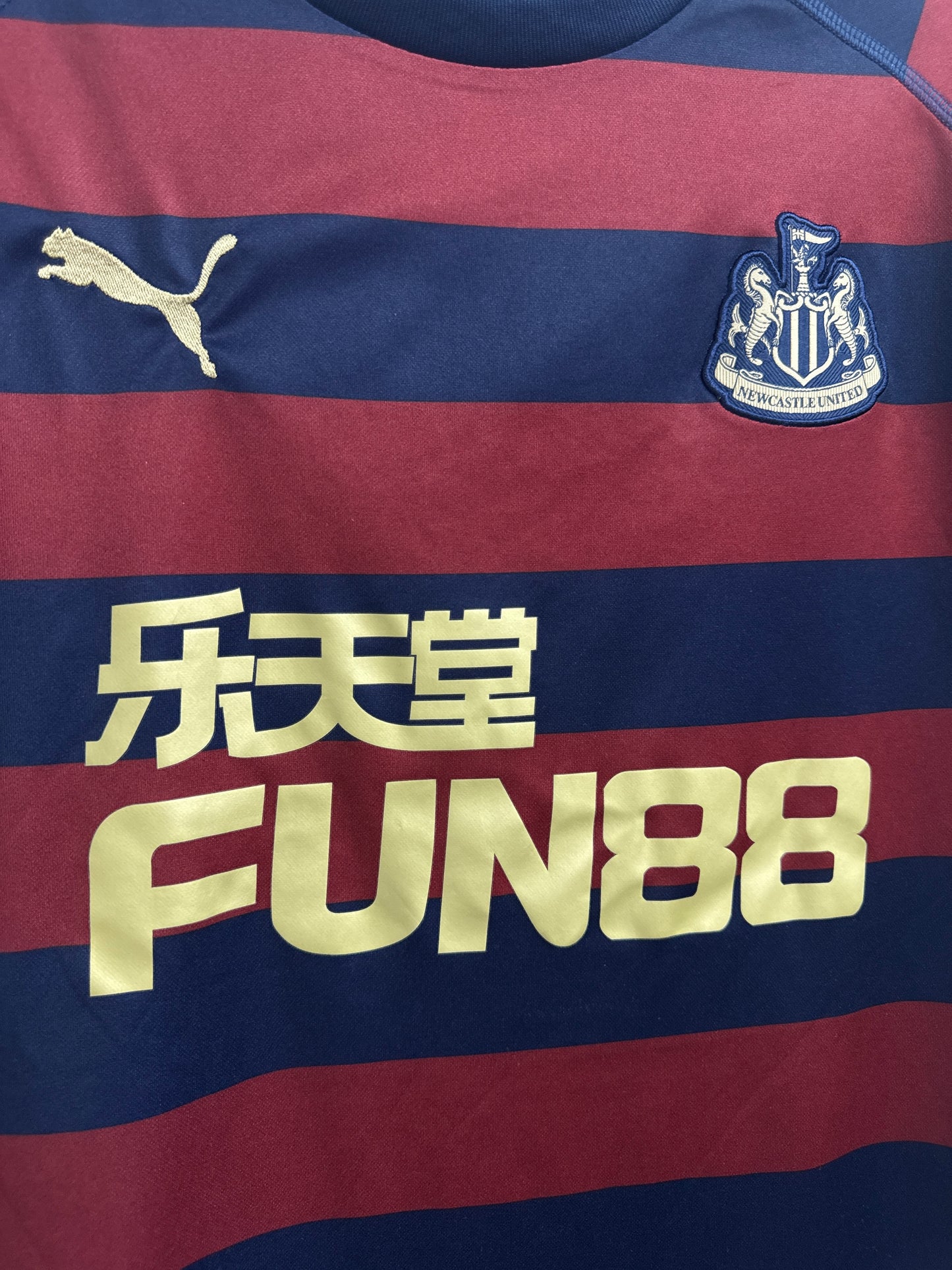 Newcastle United 2018 Away - M