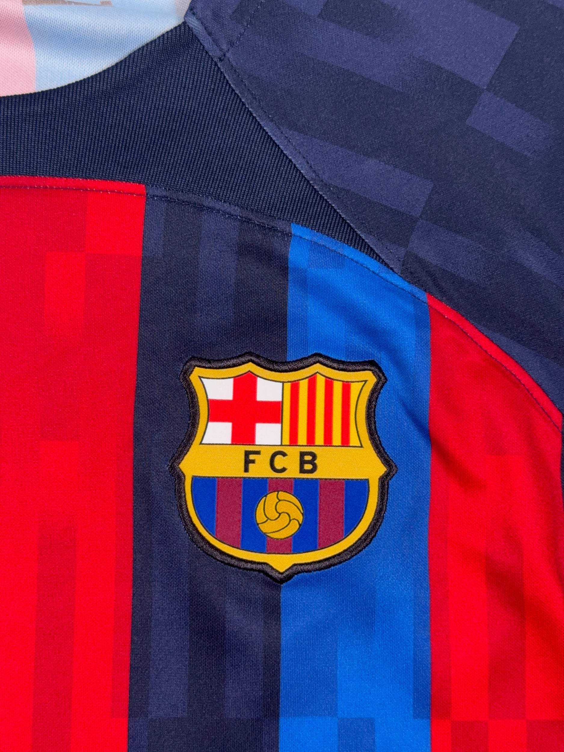 Barcelona 2022/23 Home Shirt - XL