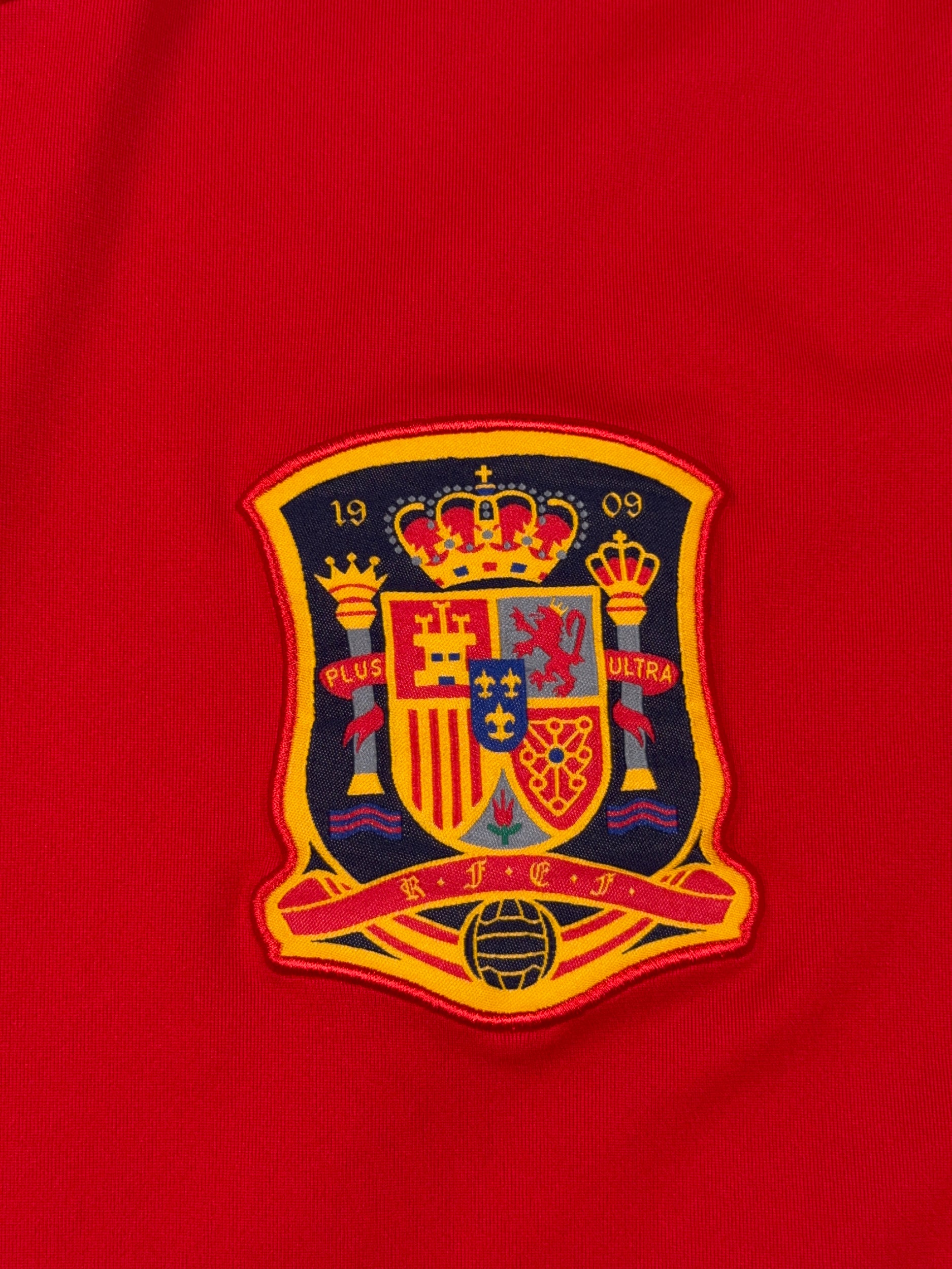 Spain 2010/11 Home Shirt - L