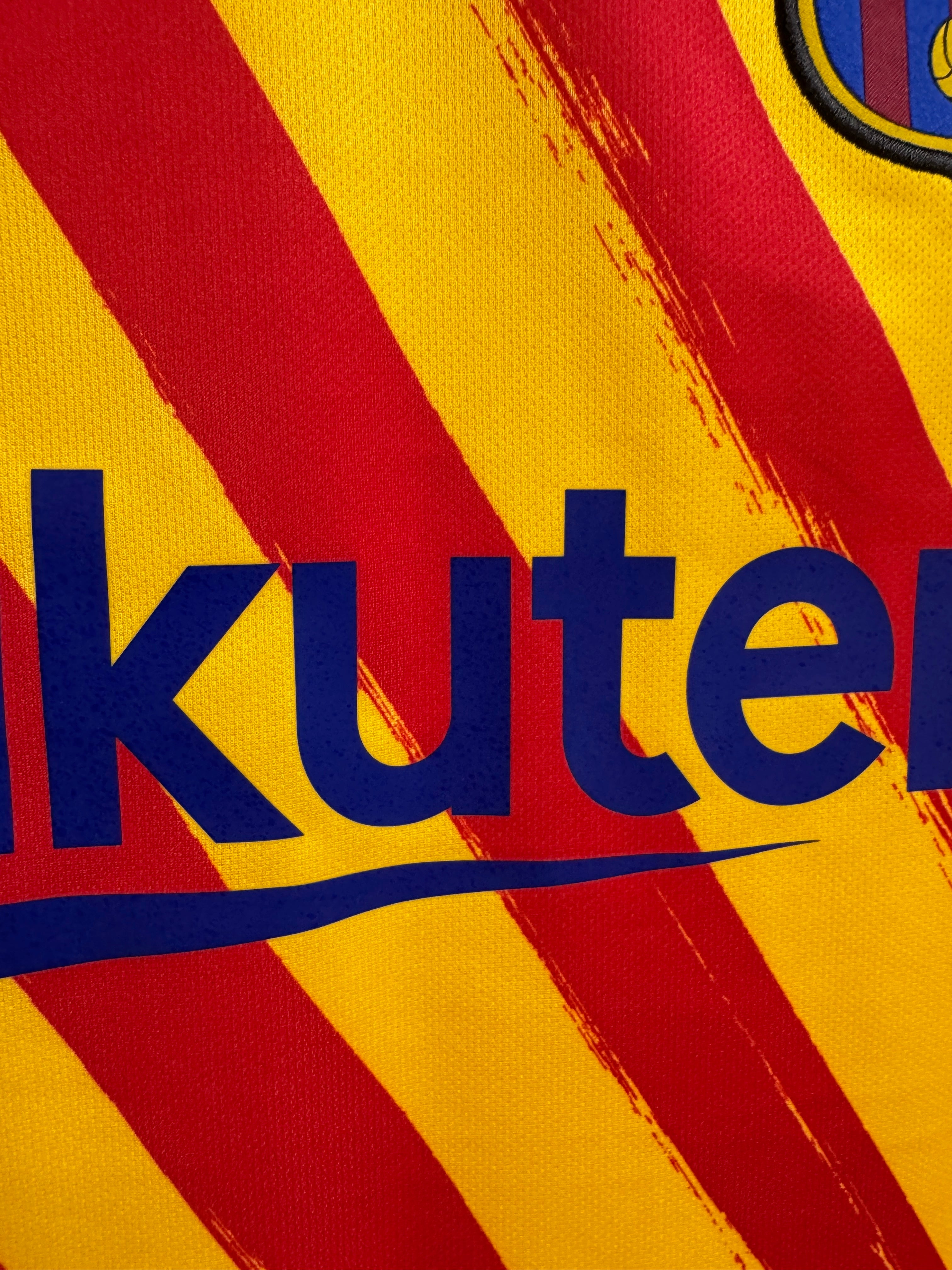 Barcelona 2019/20 4th Shirt - L