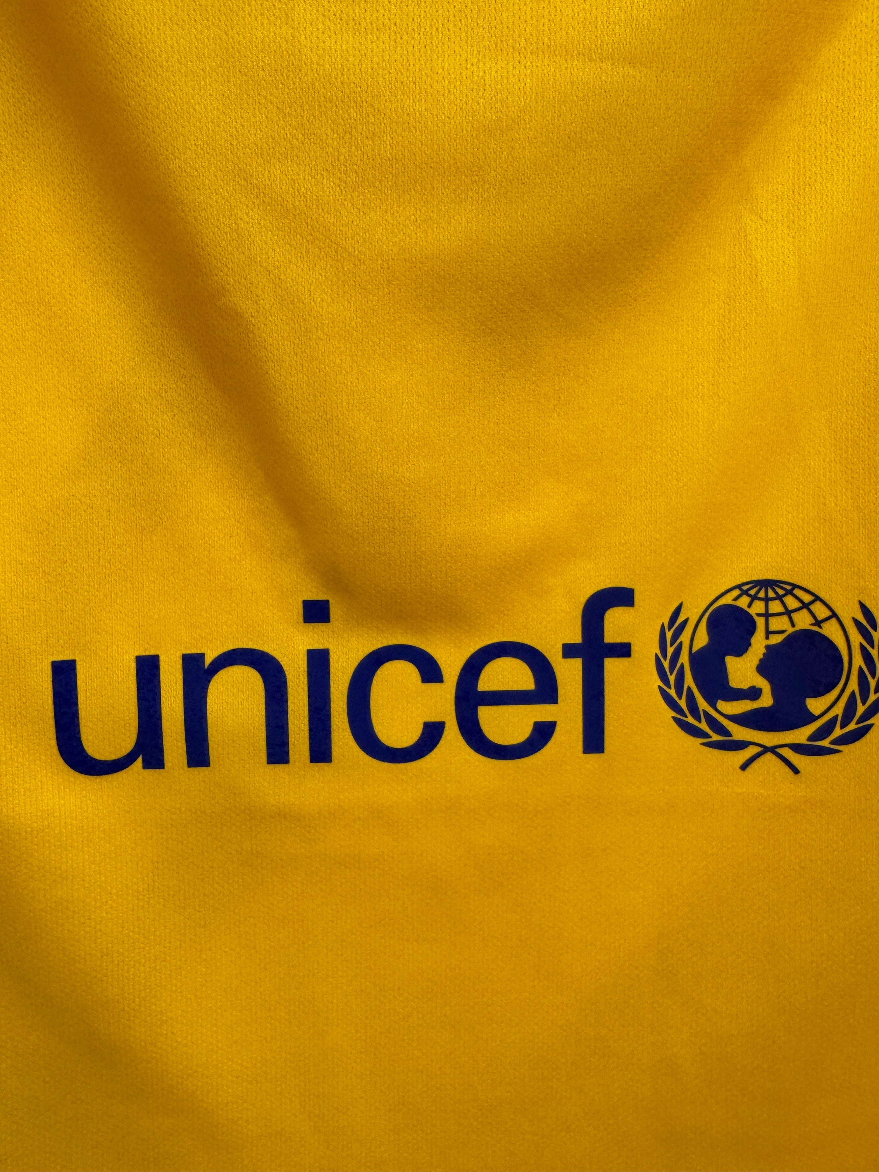 Barcelona 2019/20 4th Shirt - L