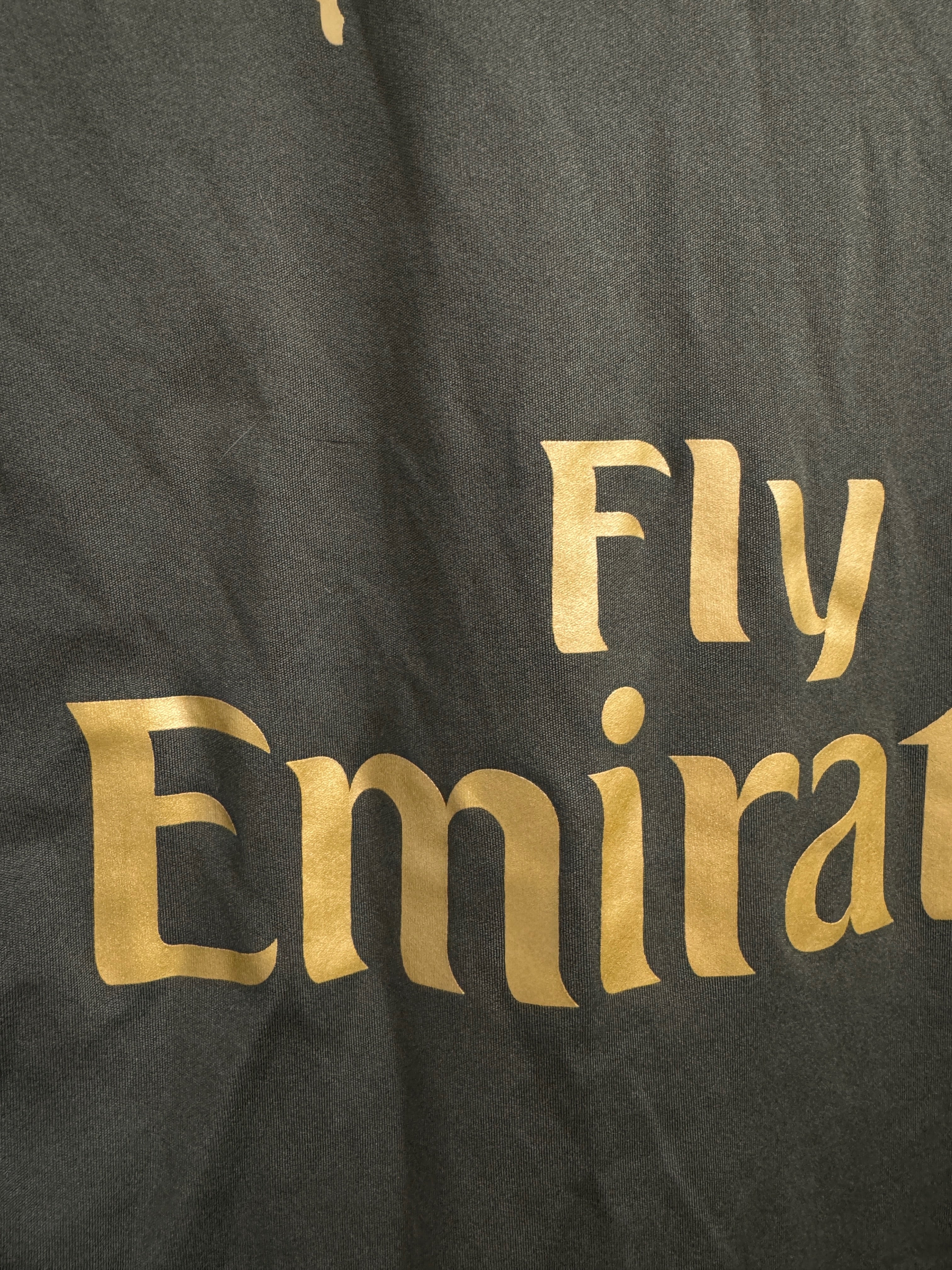 Arsenal 2017/18 Training Shirt | Retro Screamers