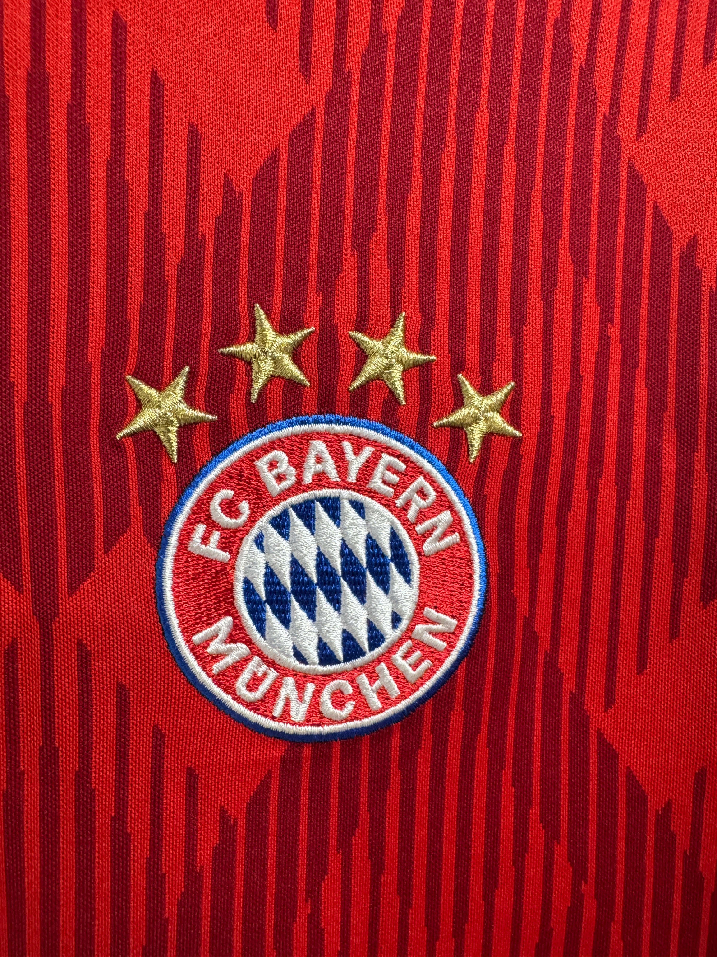 Bayern Munich 2018/19 Serge Gnabry #22 Home Longsleeve | Retro Screamers