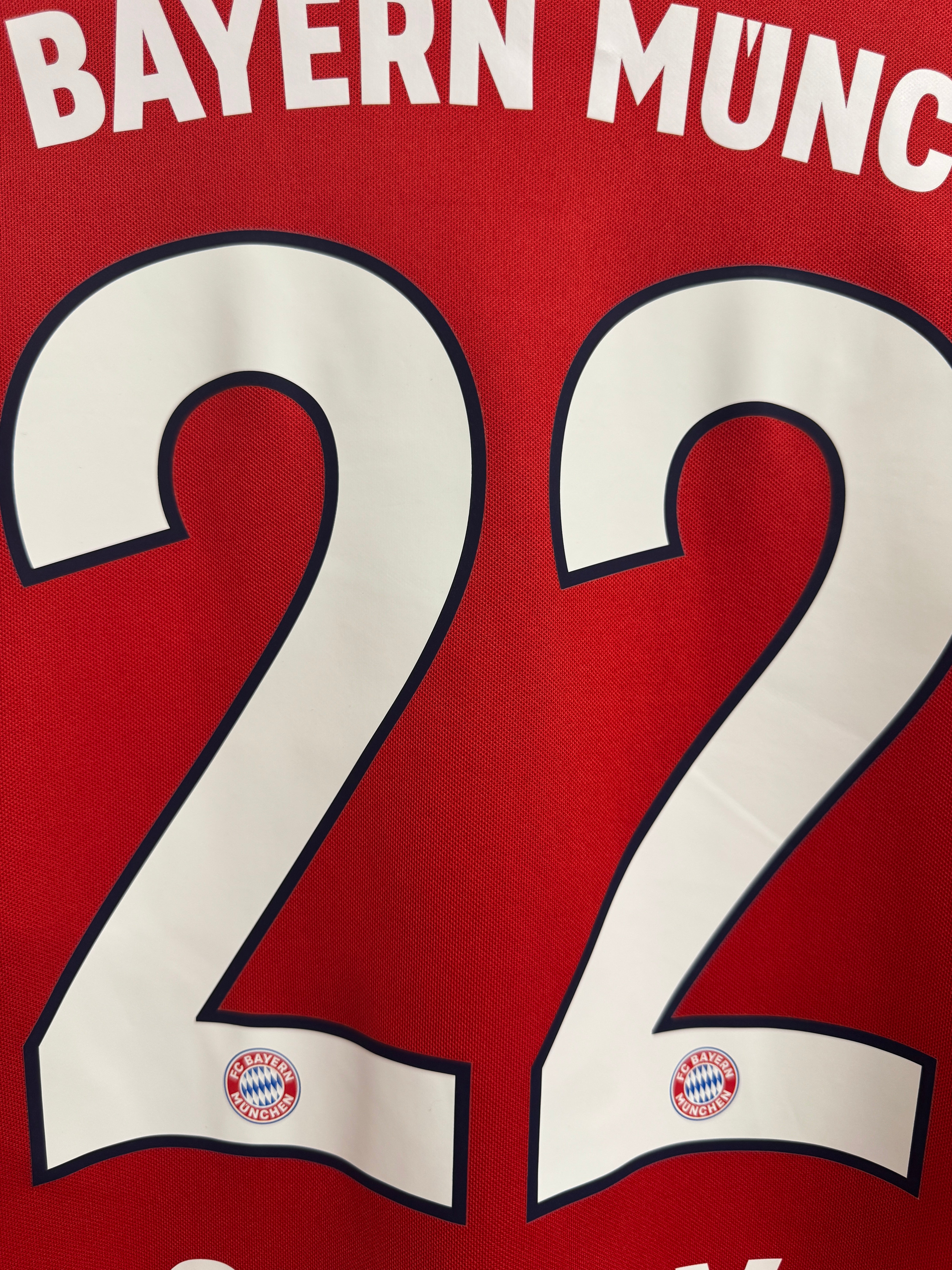 Bayern Munich 2018/19 Serge Gnabry #22 Home Longsleeve | Retro Screamers