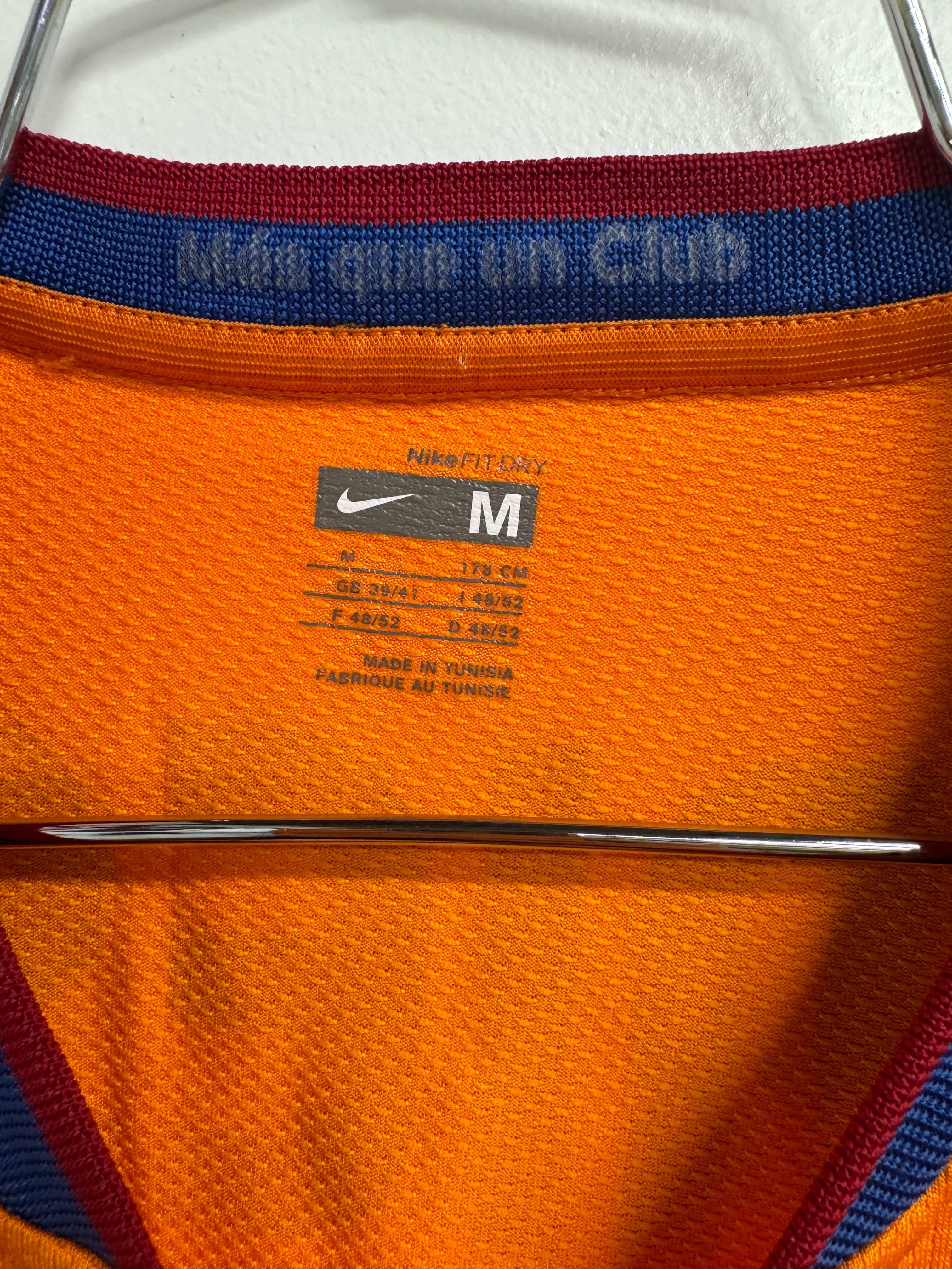 Barcelona 2006/07 Andres Iniesta #24 Away Shirt | Retro Screamers